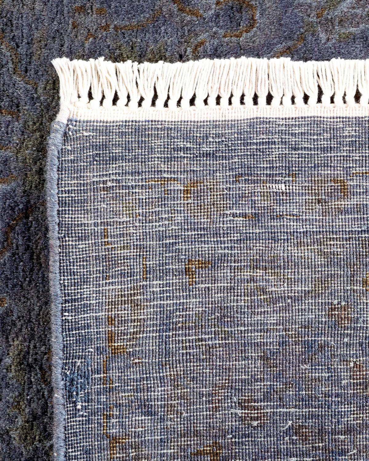 XXIe siècle et contemporain Tapis Overdyed en laine grise nouée à la main en vente