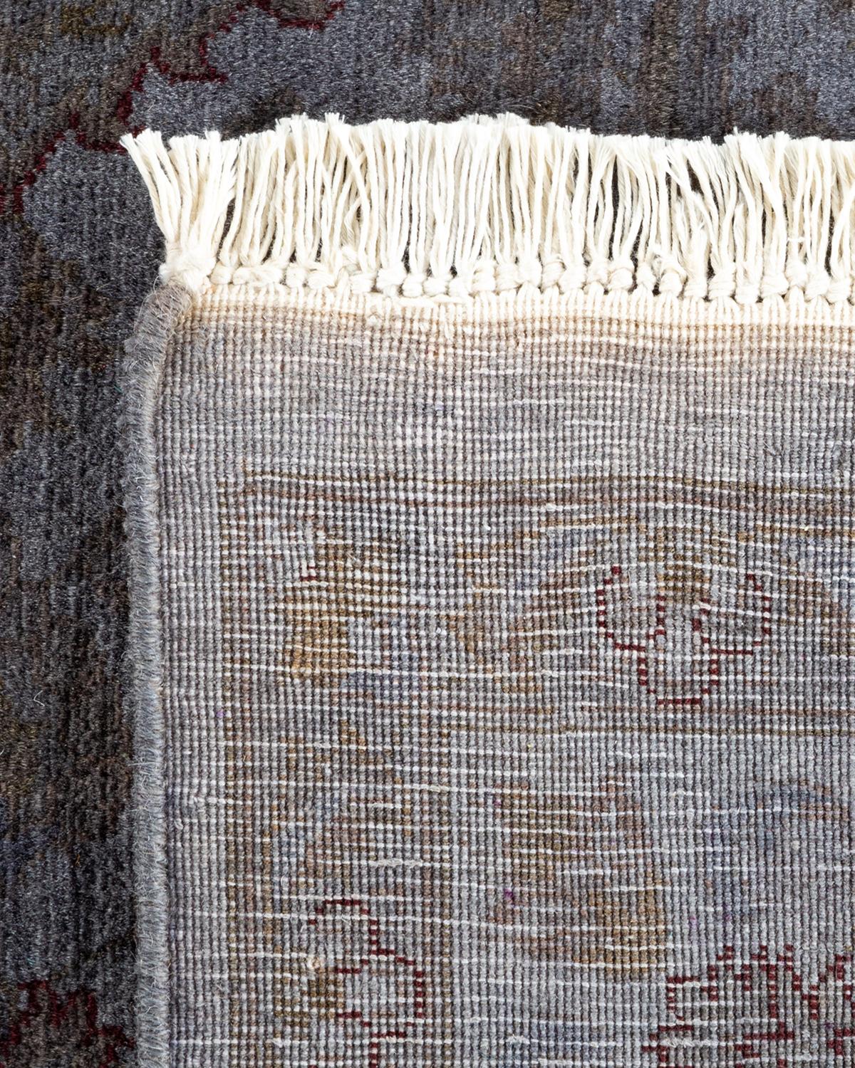XXIe siècle et contemporain Tapis Overdyed en laine grise nouée à la main en vente