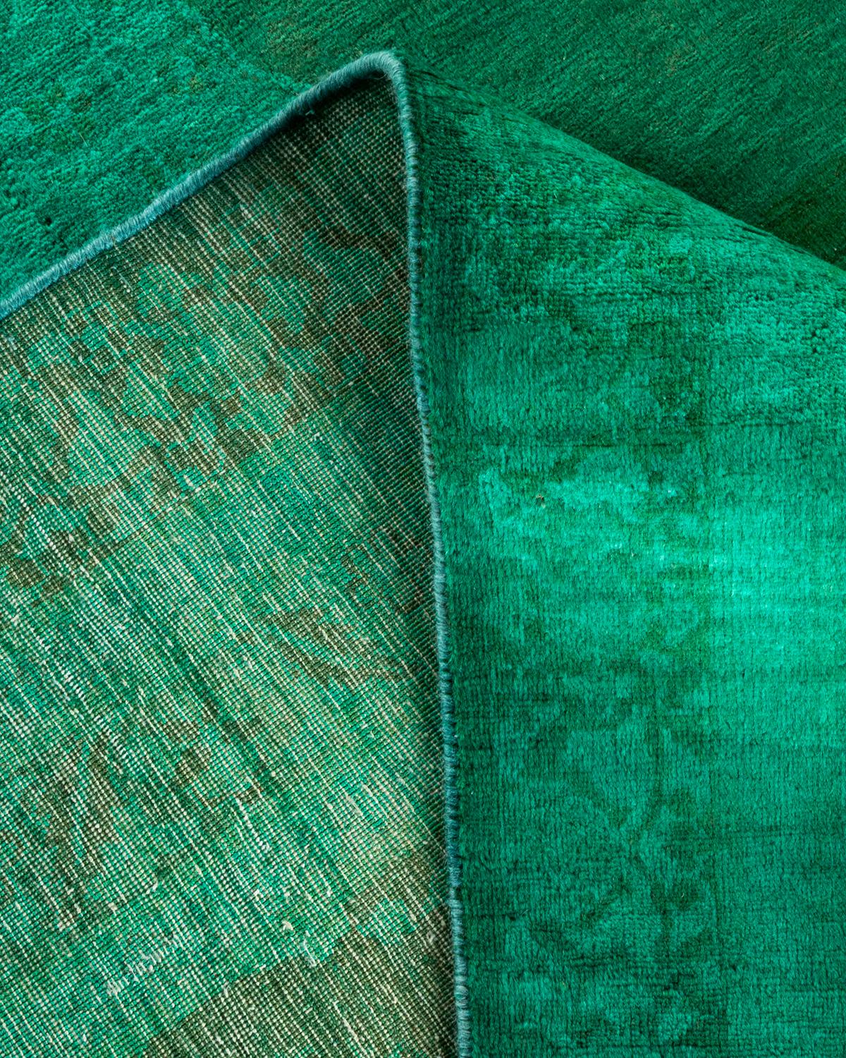 Laine Tapis Overdyed en laine nouée à la main Greene & Greene en vente