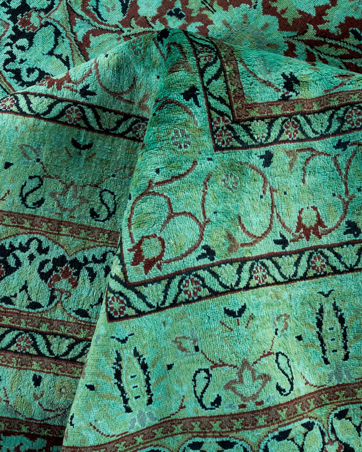 Tapis Overdyed en laine nouée à la main Greene & Greene en vente 1