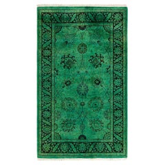 Grüner Teppich aus handgeknüpfter Wolle, gefärbt
