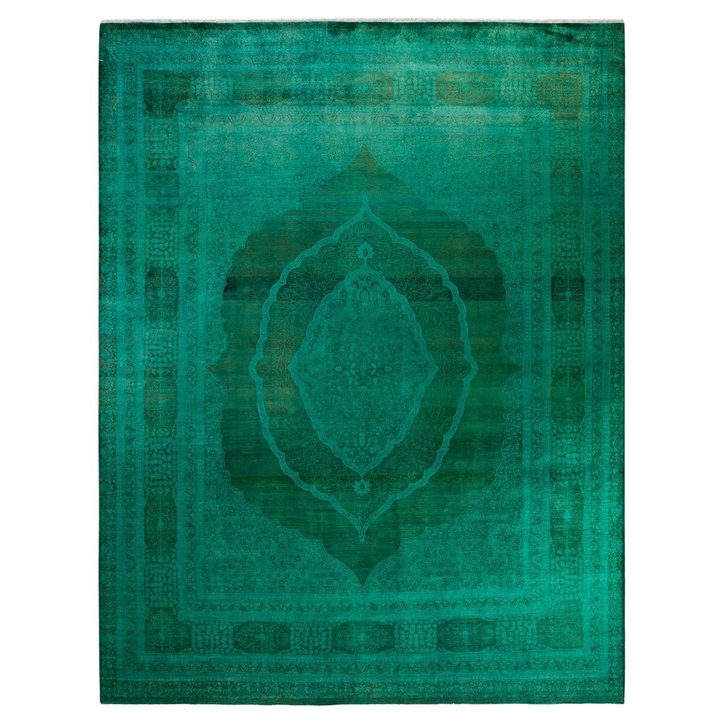 Grüner Teppich aus handgeknüpfter Wolle, gefärbt