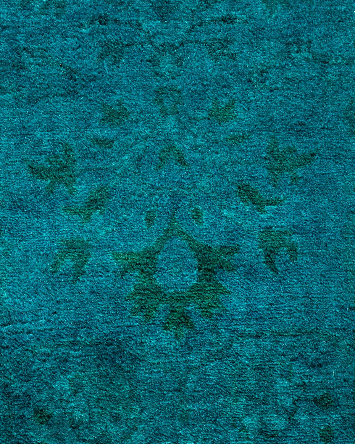 Pakistano Tappeto Overdyed in lana annodata a mano di colore blu chiaro in vendita