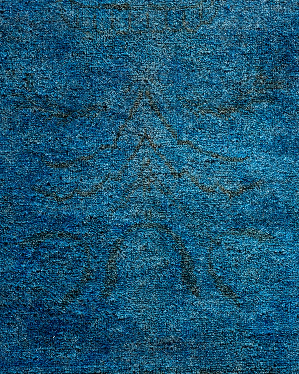 Pakistano Tappeto Overdyed in lana annodata a mano di colore blu chiaro in vendita