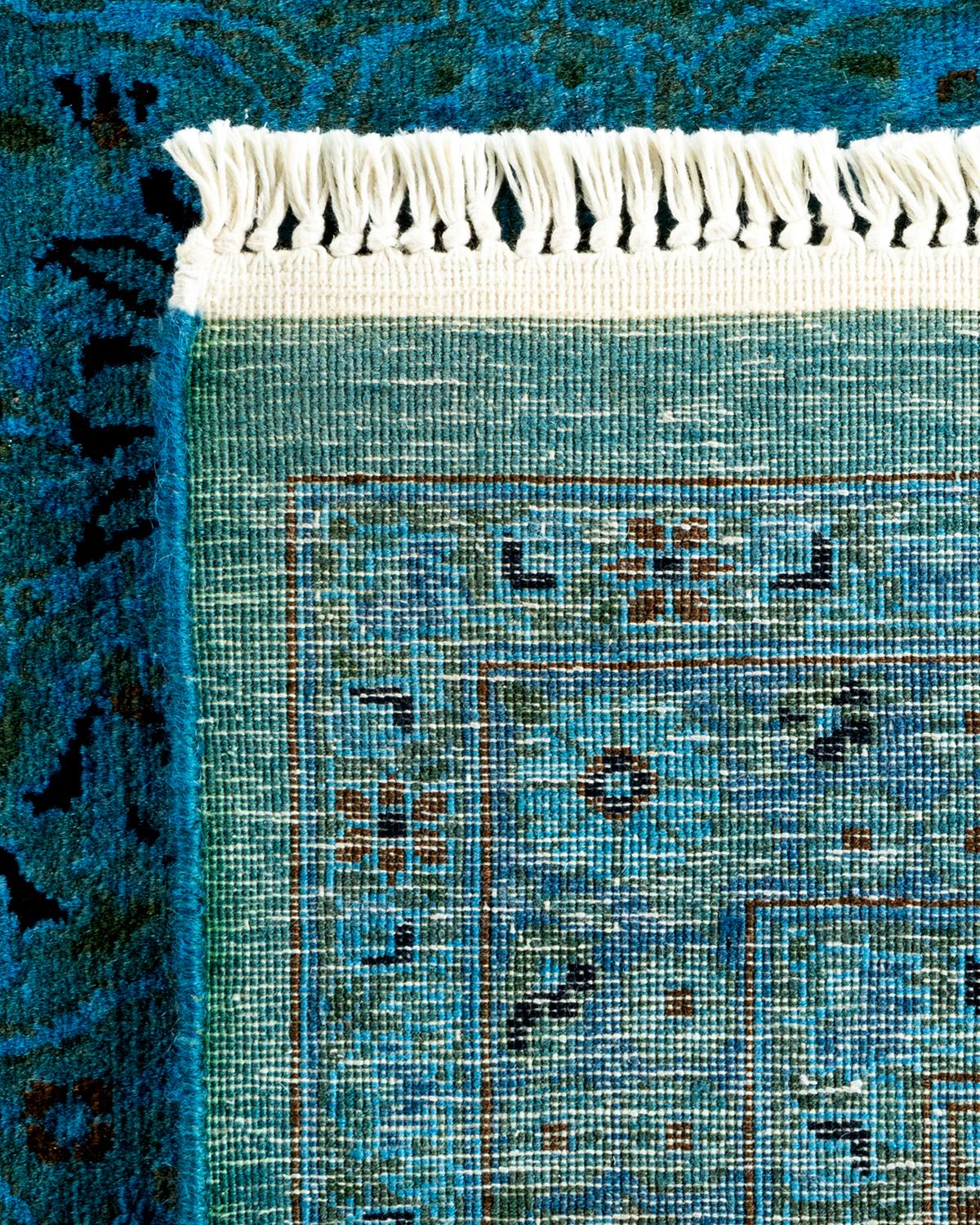 XXI secolo e contemporaneo Tappeto Overdyed in lana annodata a mano di colore blu chiaro in vendita