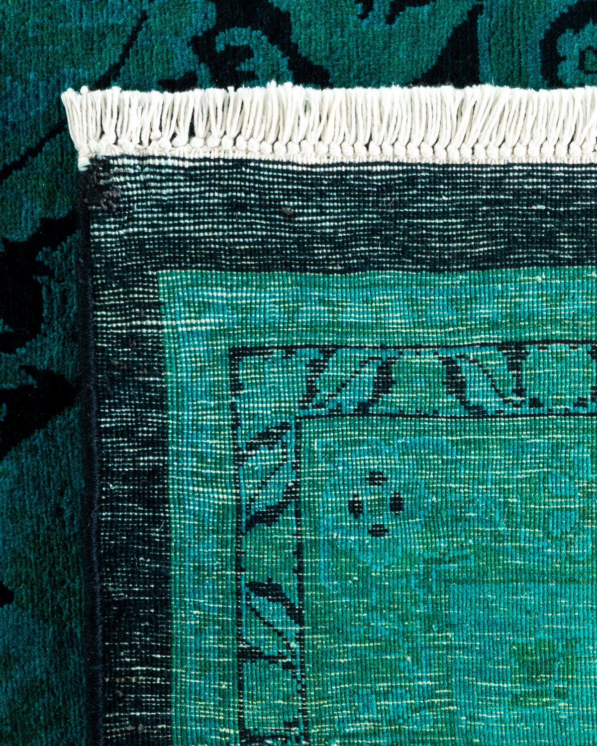 XXI secolo e contemporaneo Tappeto Overdyed in lana annodata a mano di colore blu chiaro in vendita