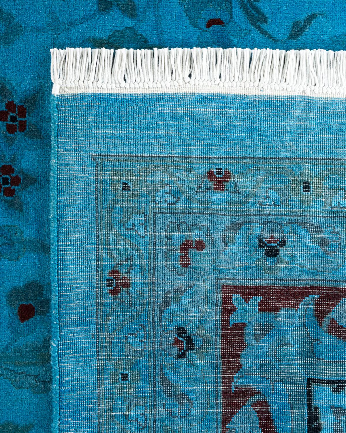 XXI secolo e contemporaneo Tappeto Overdyed in lana annodata a mano di colore blu chiaro in vendita
