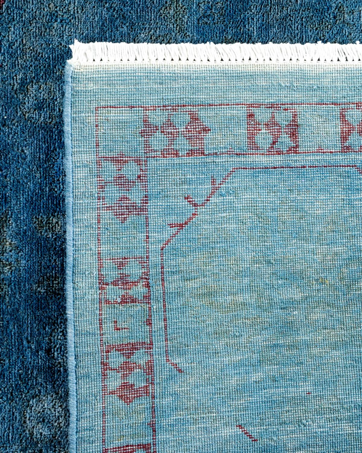 XXI secolo e contemporaneo Tappeto Overdyed in lana annodata a mano di colore blu chiaro in vendita