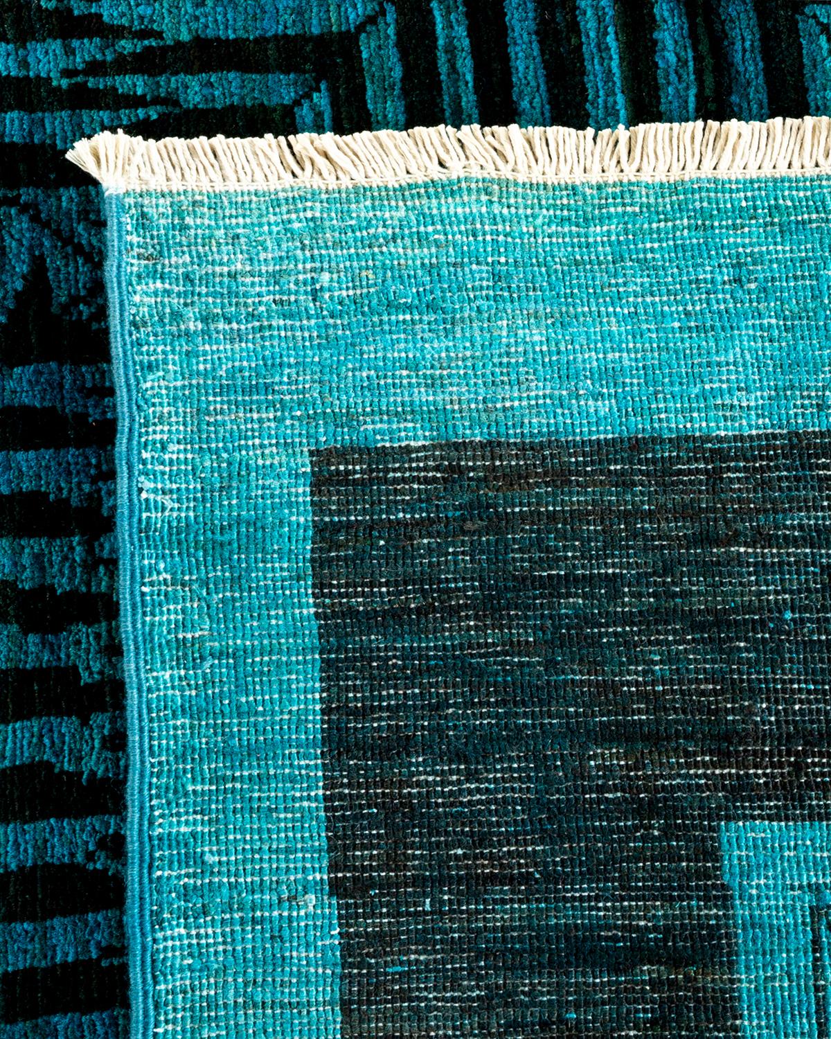 Alfombra de lana teñida a mano azul claro Siglo XXI y contemporáneo en venta
