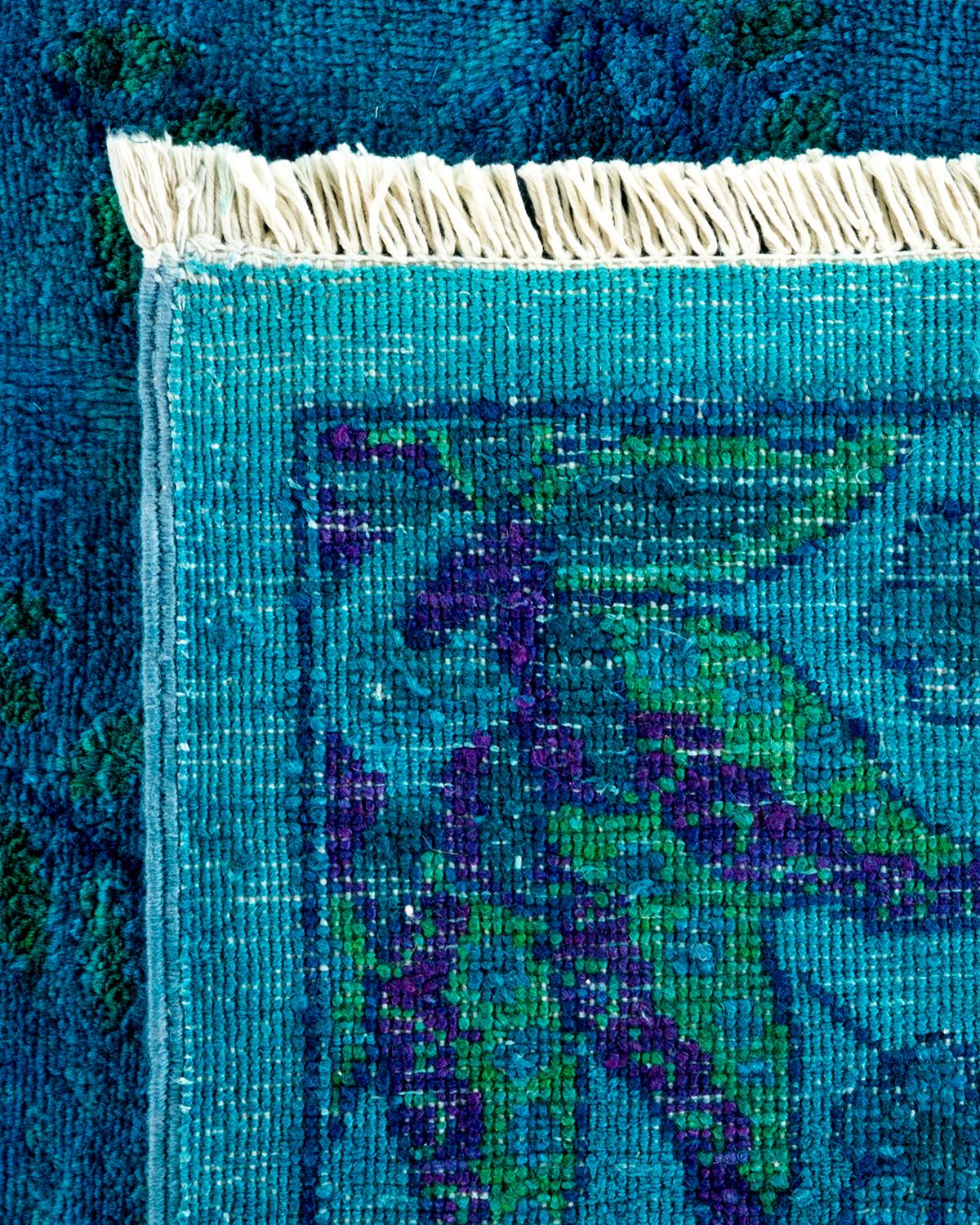 XXI secolo e contemporaneo Tappeto Overdyed in lana annodata a mano di colore blu chiaro in vendita