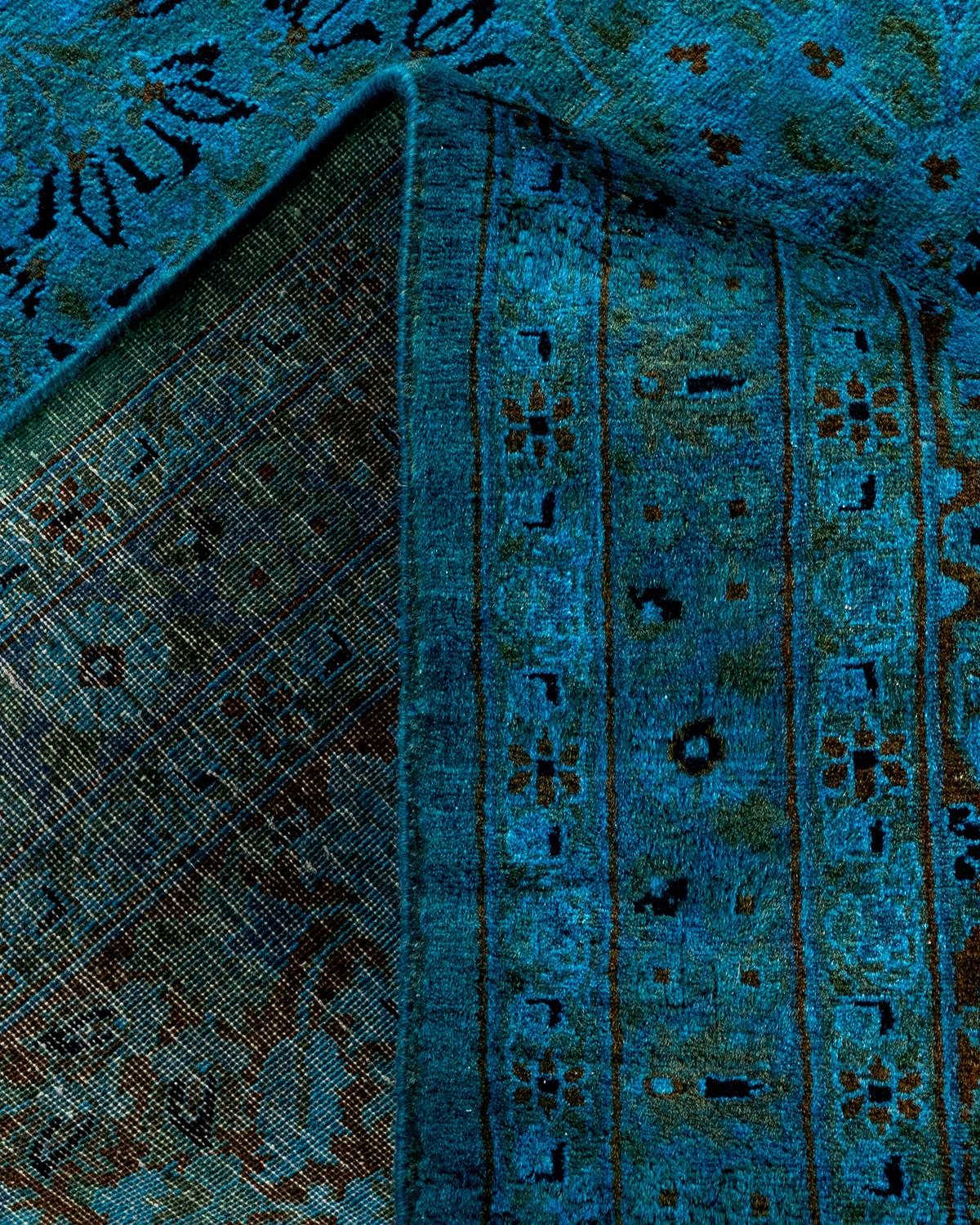 Lana Tappeto Overdyed in lana annodata a mano di colore blu chiaro in vendita