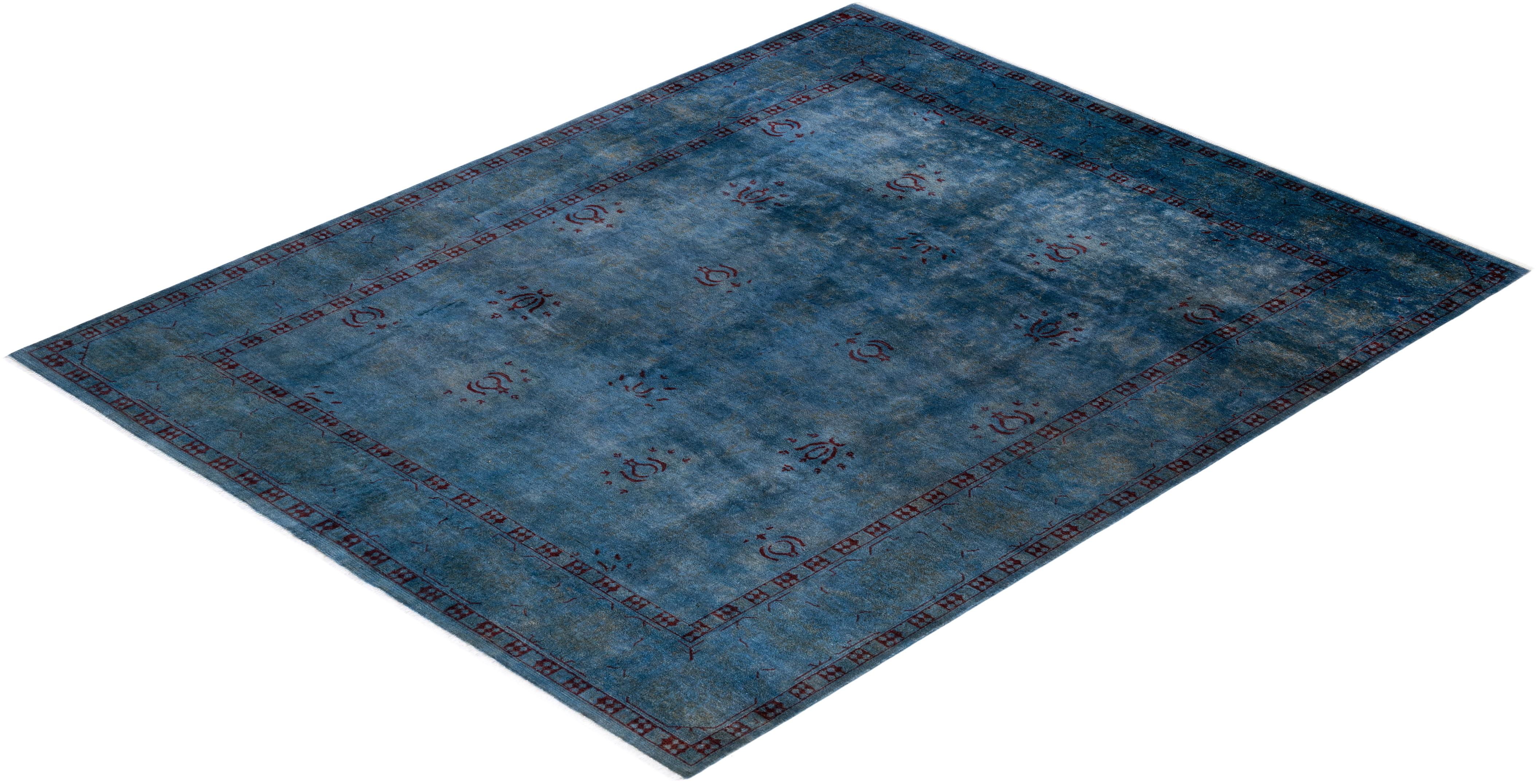 Tappeto Overdyed in lana annodata a mano di colore blu chiaro in vendita 2