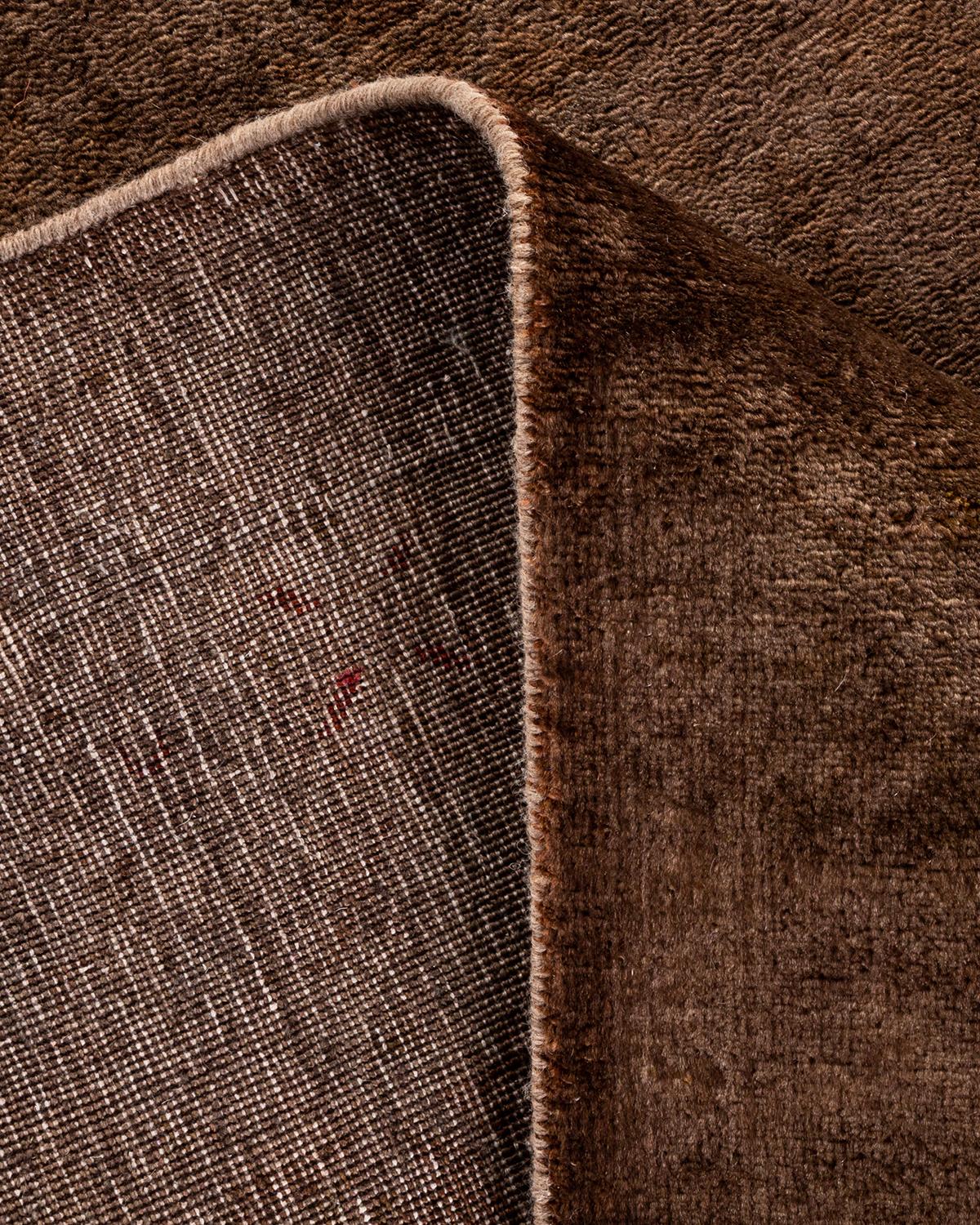 Lana Tappeto Overdyed in lana annodata a mano di colore grigio chiaro in vendita