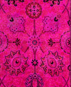 Runner rosa moderno-contemporaneo in lana intrecciata a mano Overdyed 2' 5" x 10' 8"