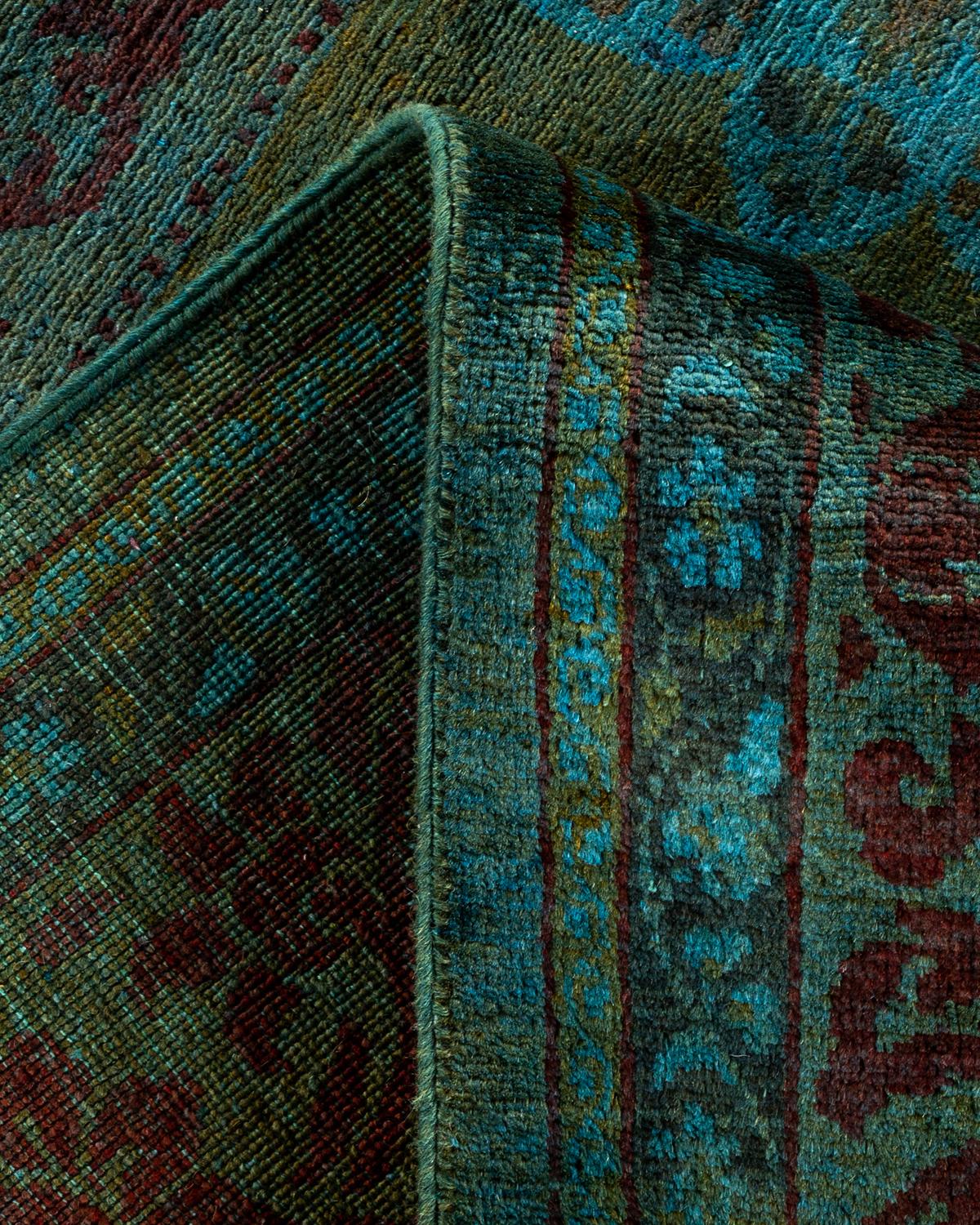 Lana Tappeto Overdyed in lana annodato a mano di colore verde in vendita
