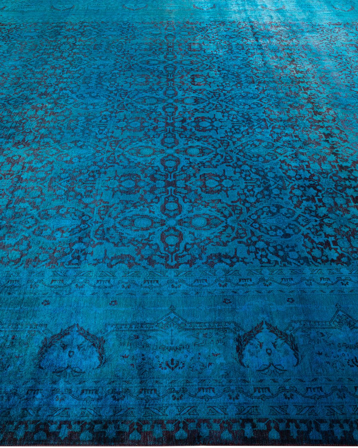 Tapis Overdyed en laine nouée à la main rouge Neuf - En vente à Norwalk, CT