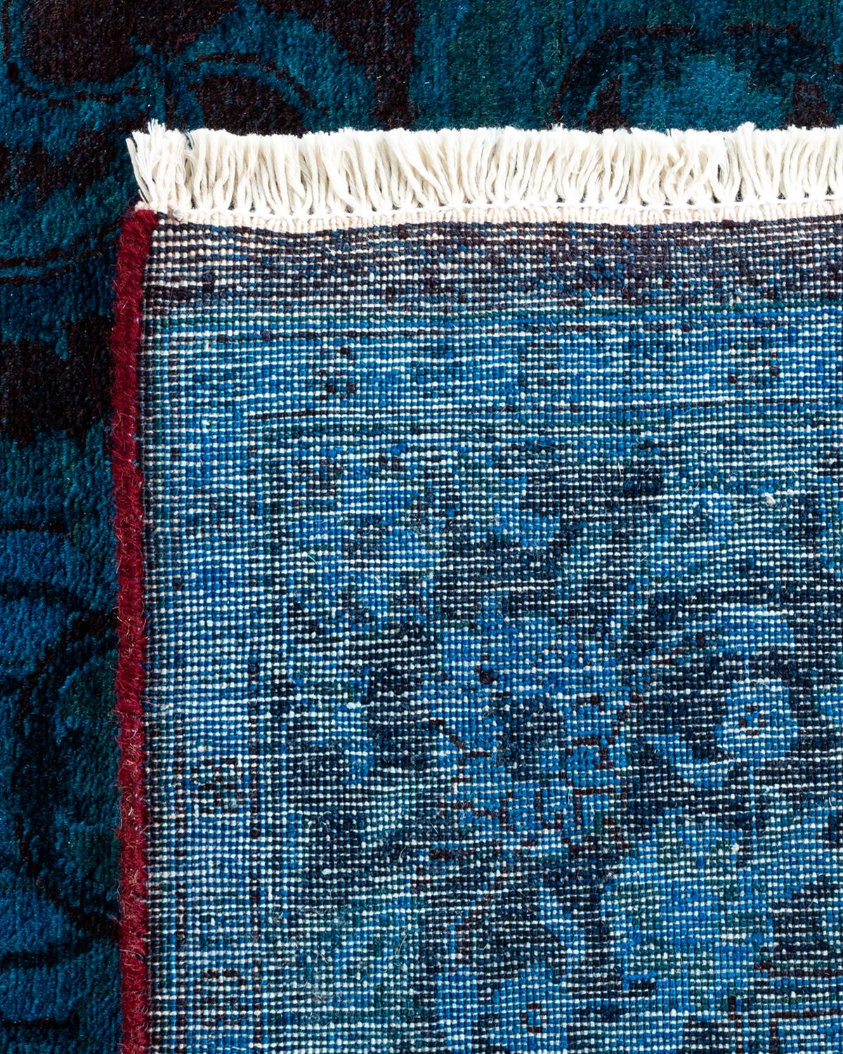 XXIe siècle et contemporain Tapis Overdyed en laine nouée à la main rouge en vente