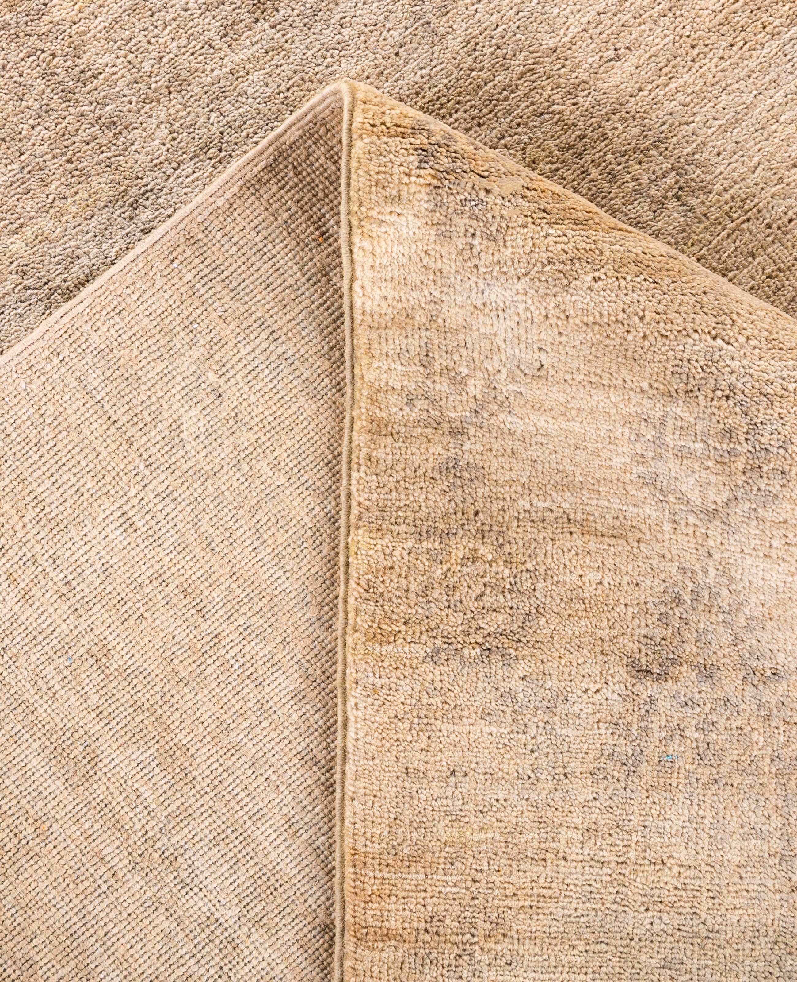 XXI secolo e contemporaneo Tappeto da giardino Overdyed One of a-Kind Wool Beige 6' 0