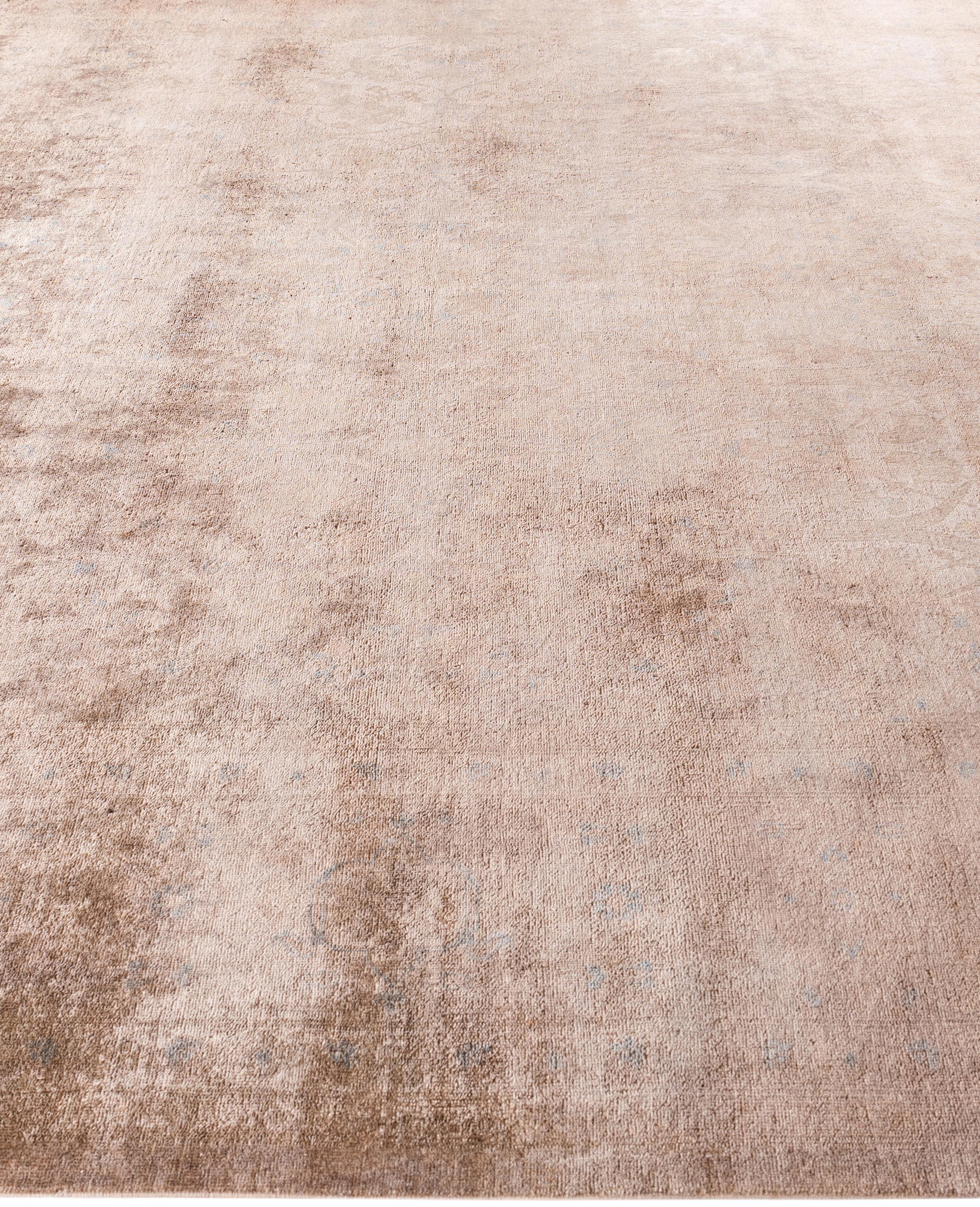 Noué à la main Tapis de zone en laine beige surteintée, unique en son genre, 9' 0