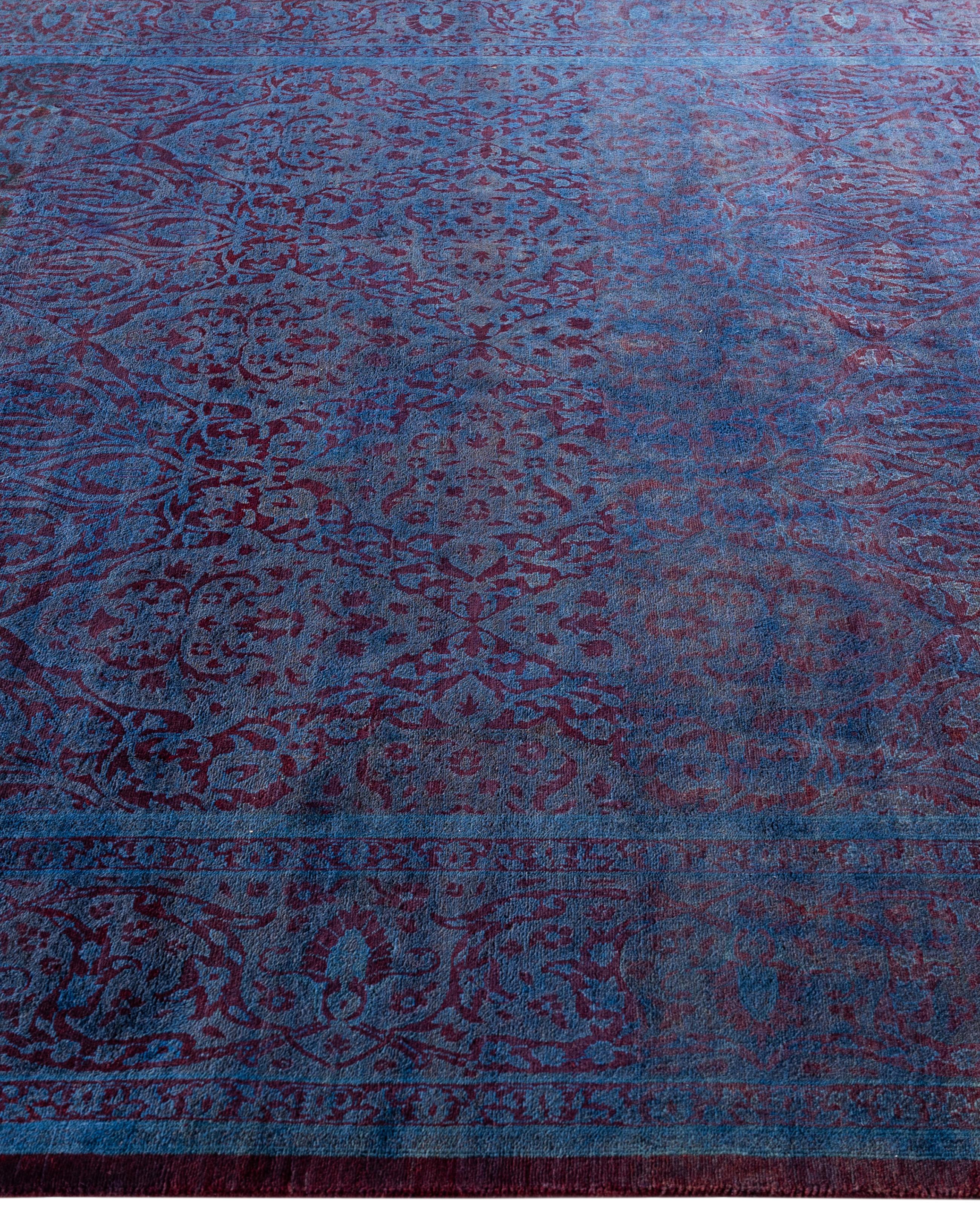 Noué à la main Tapis carré en laine bleu surteint et unique en son genre 5' 10