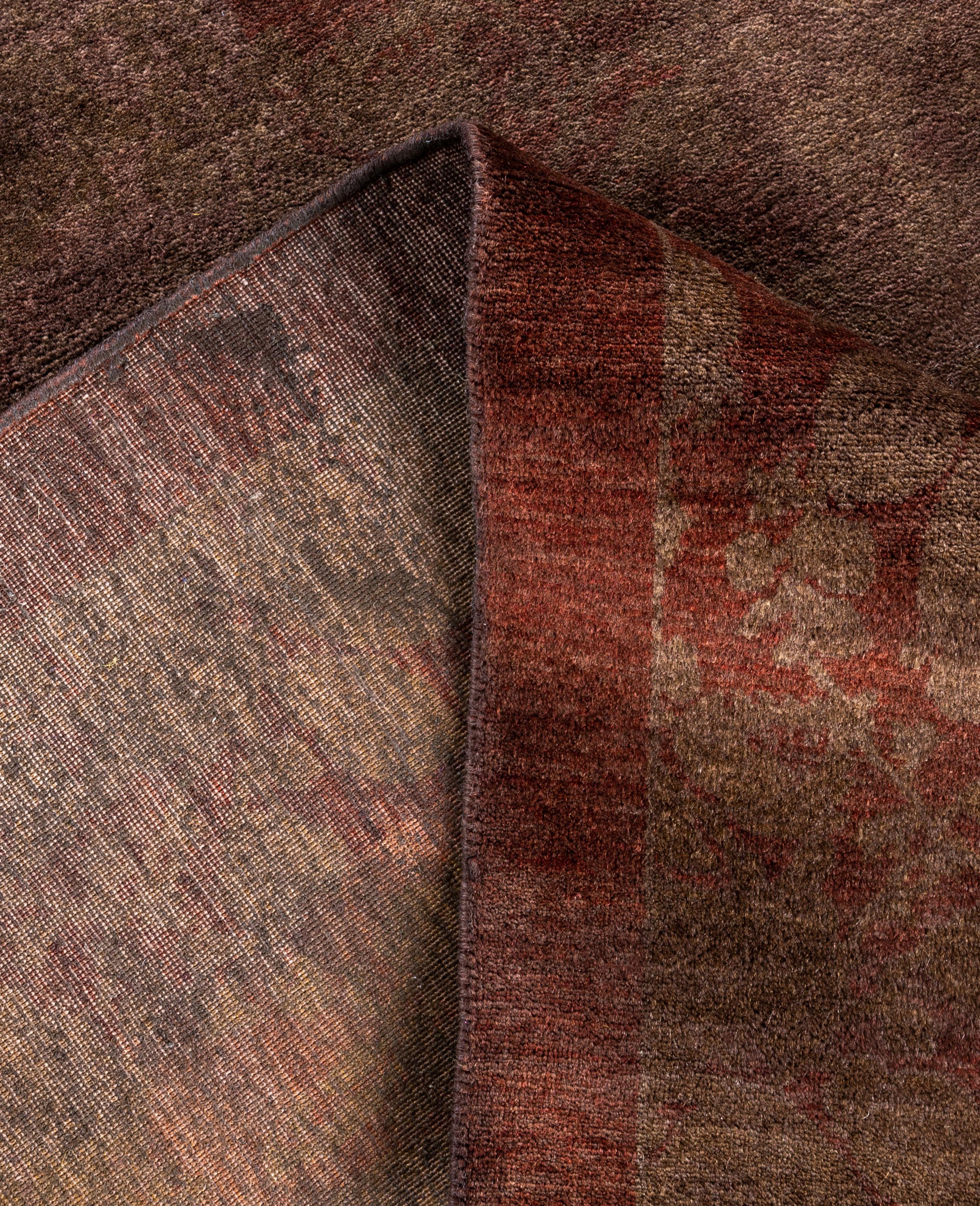 XXIe siècle et contemporain Tapis de sol en laine marron Overdyed One-of-a-Kind 4' 2