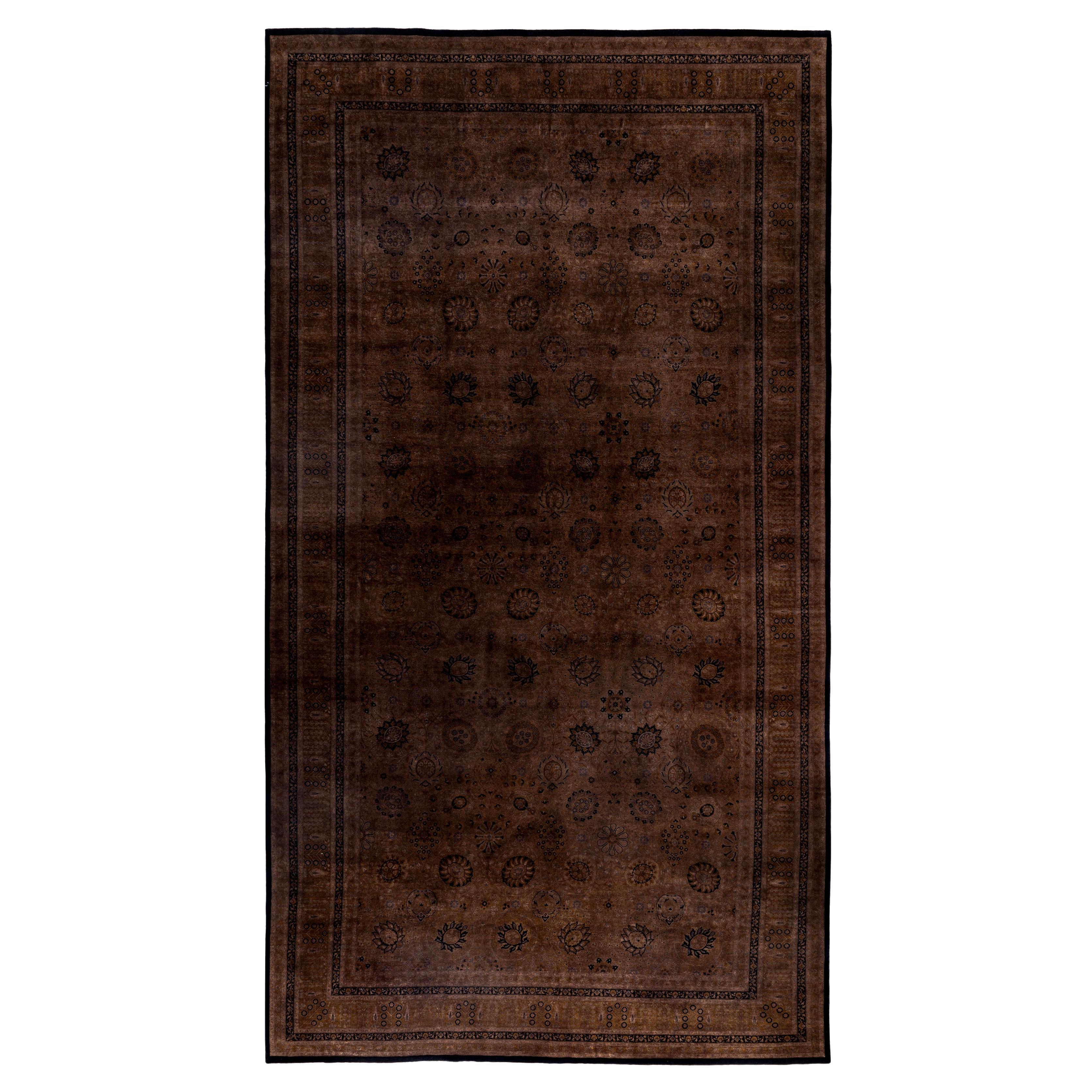 Tapis de sol en laine marron Overdyed One-of-a-Kind 9' 3" x 16' 10"