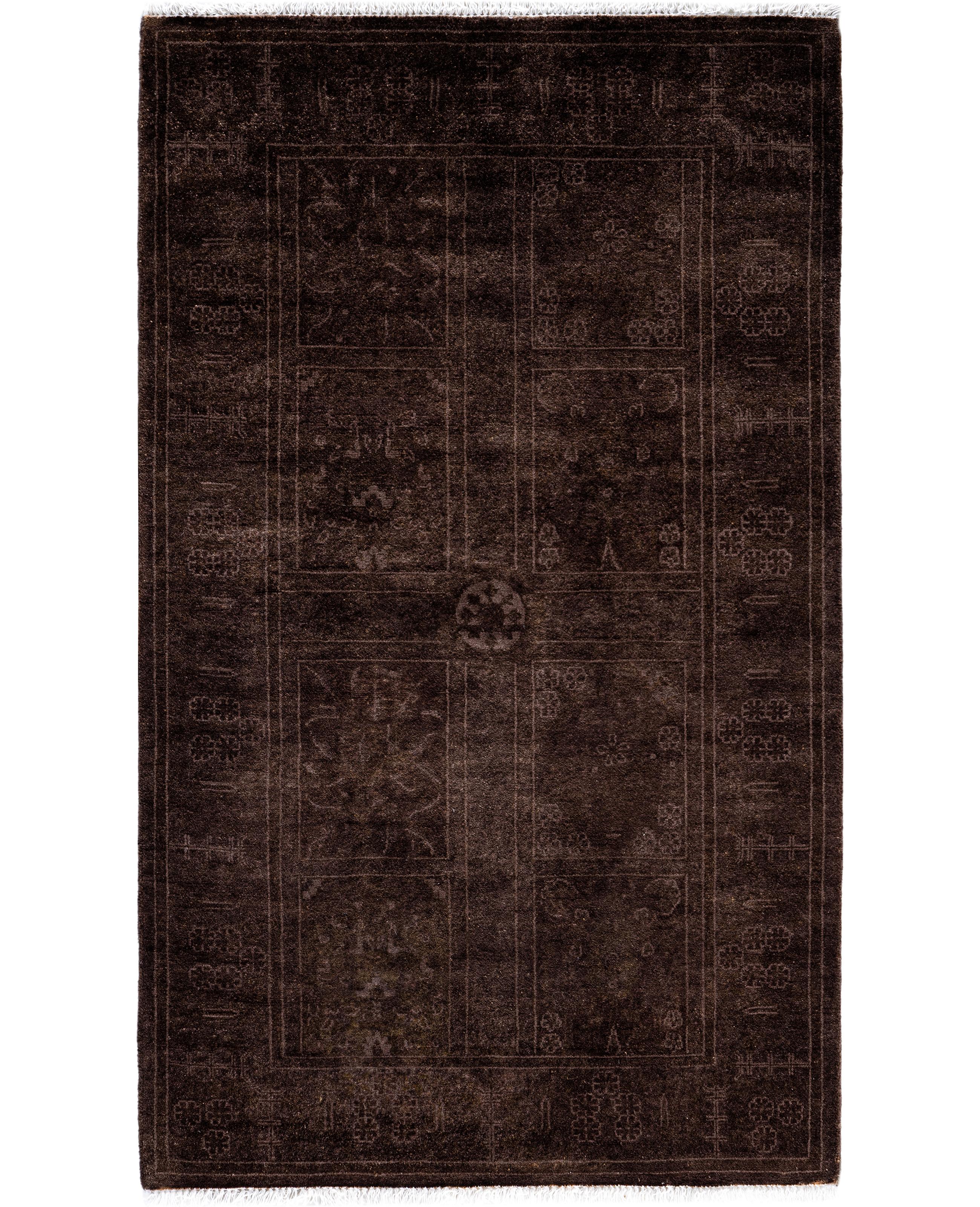 Tapis de course en laine surteintée, unique en son genre, de couleur marron 2' 7" x 4' 4" en vente