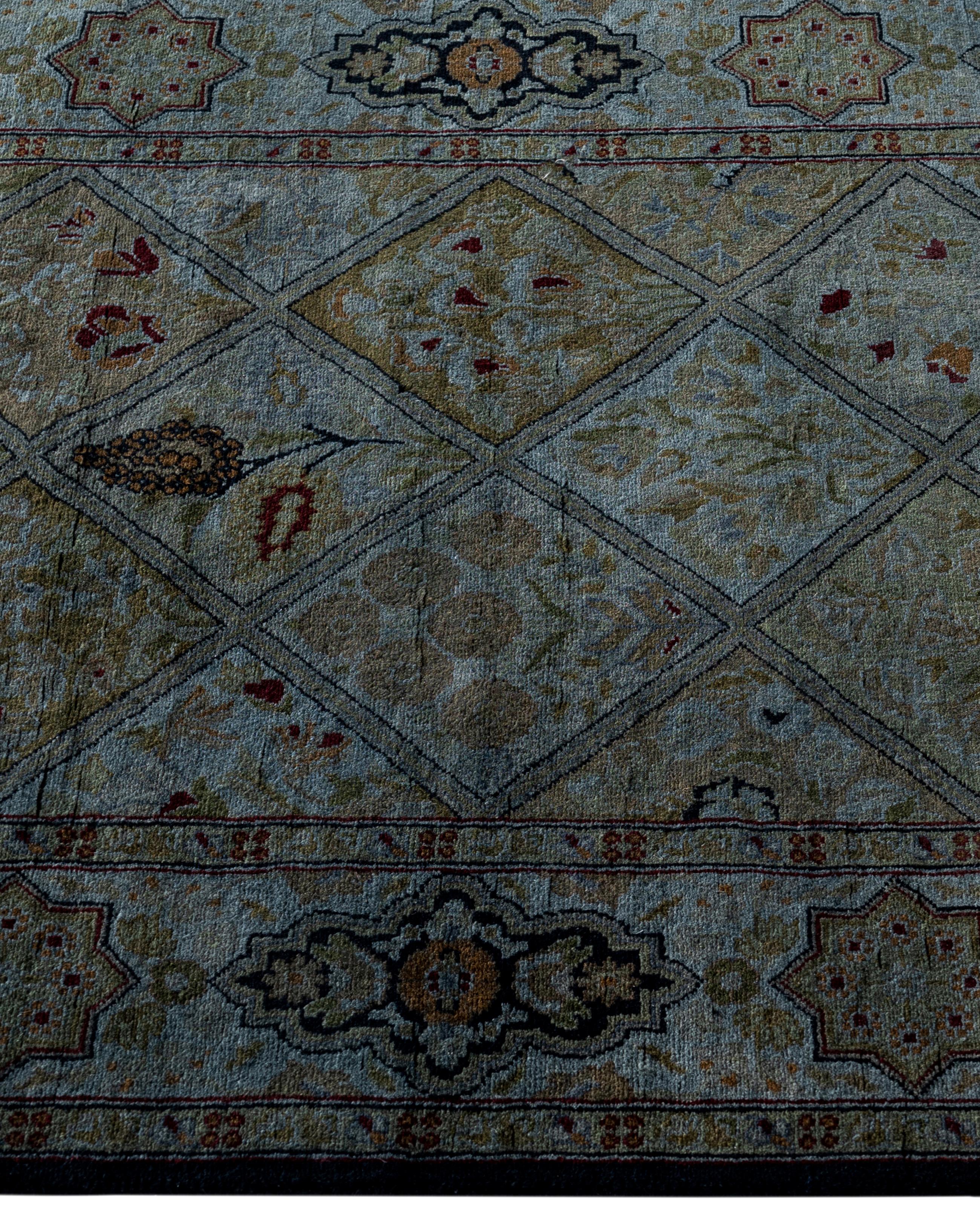 Noué à la main Tapis de sol en laine gris surteint et unique en son genre 2' 8