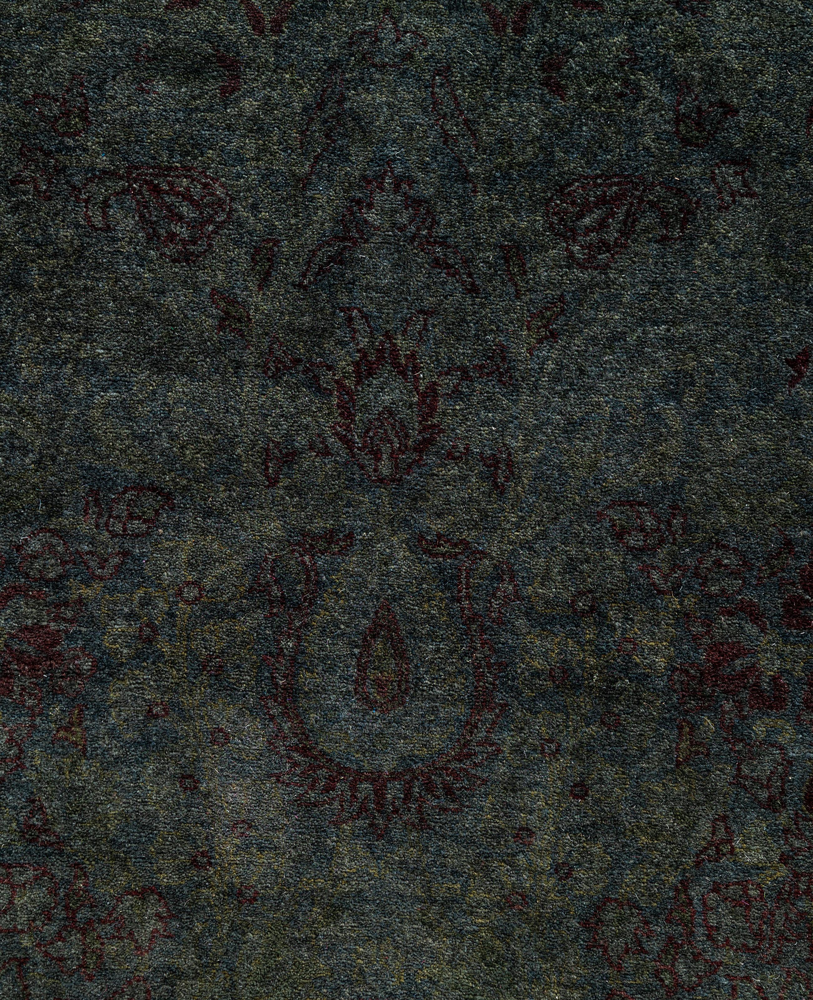 Pakistanais Tapis de sol en laine Overdyed One-of-a-Kind Gray 4' 3