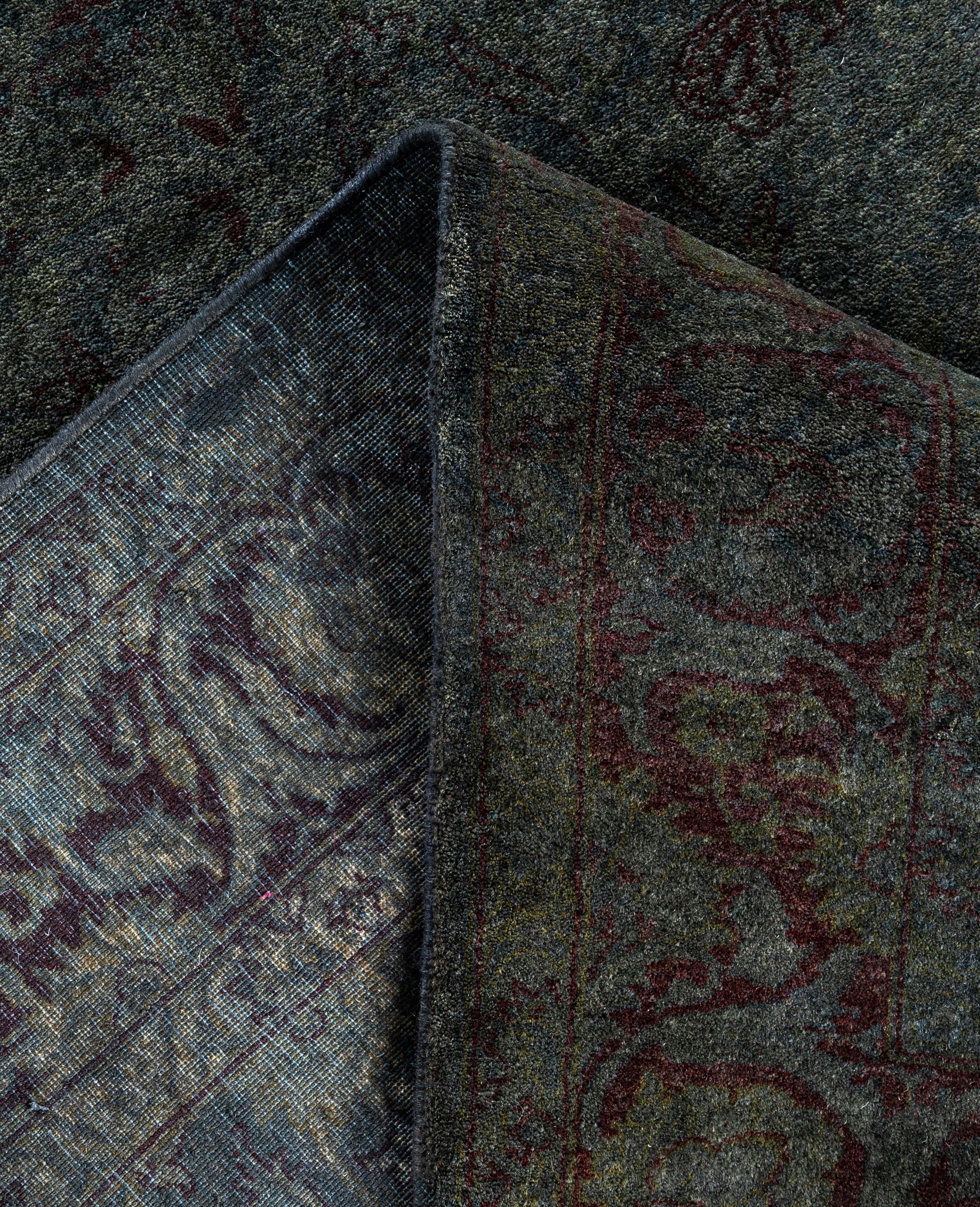 XXIe siècle et contemporain Tapis de sol en laine Overdyed One-of-a-Kind Gray 4' 3