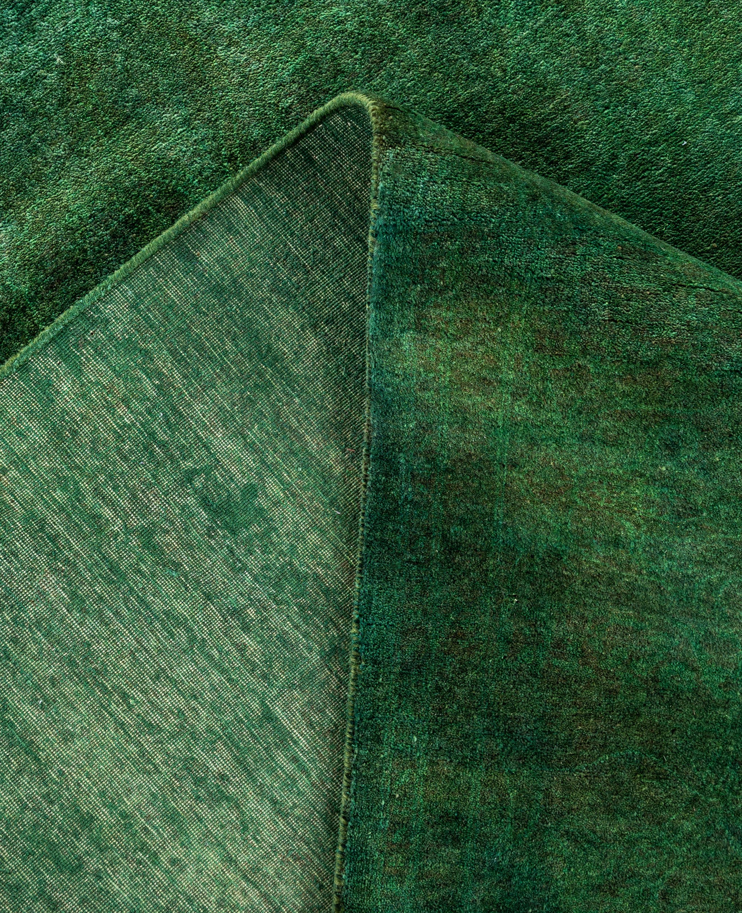 XXIe siècle et contemporain Tapis de sol en laine Overdyed One-of-a-Kind Green 6' 1
