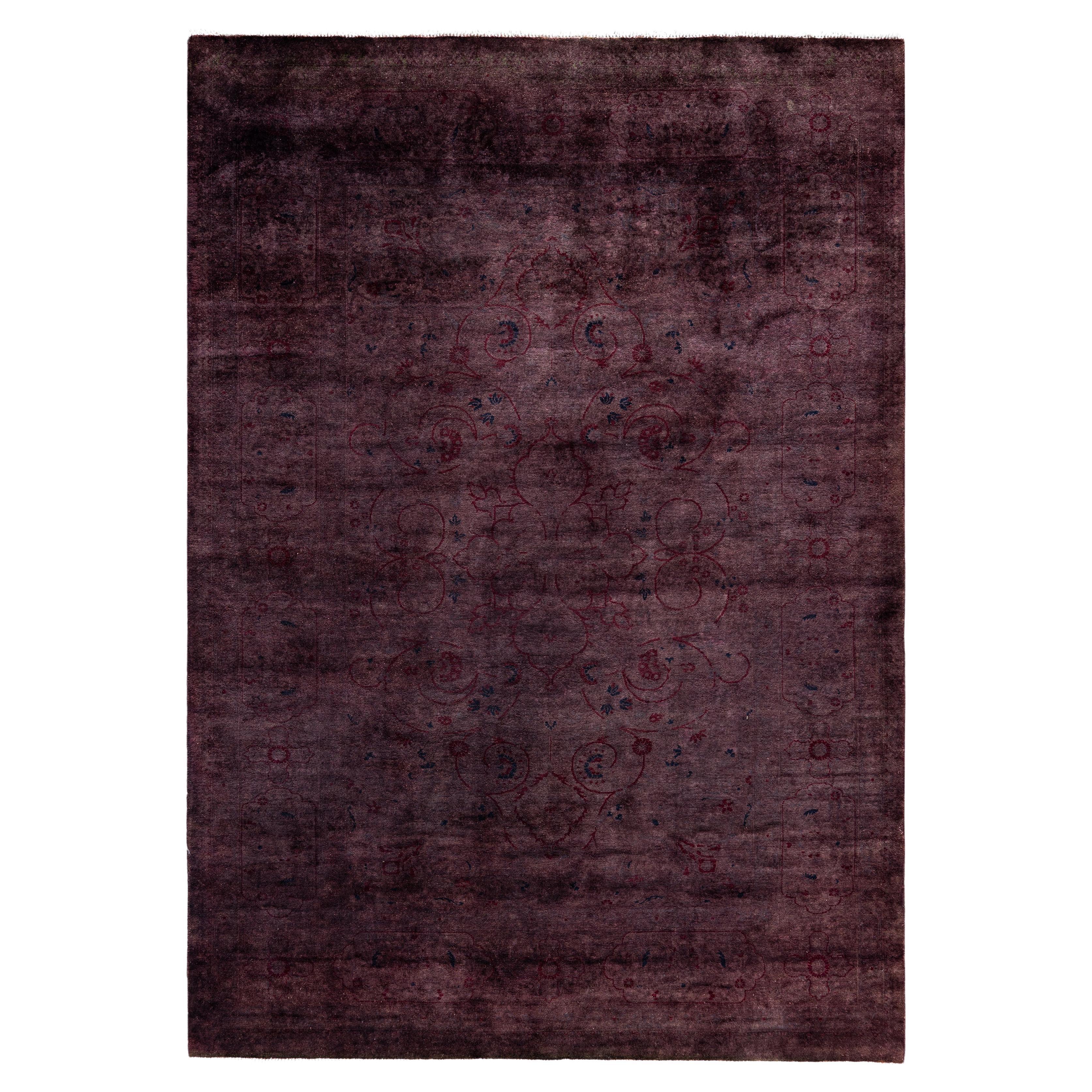 Alfombra de lana Overdyed Única en su género Púrpura 4' 8" x 6' 9" en venta