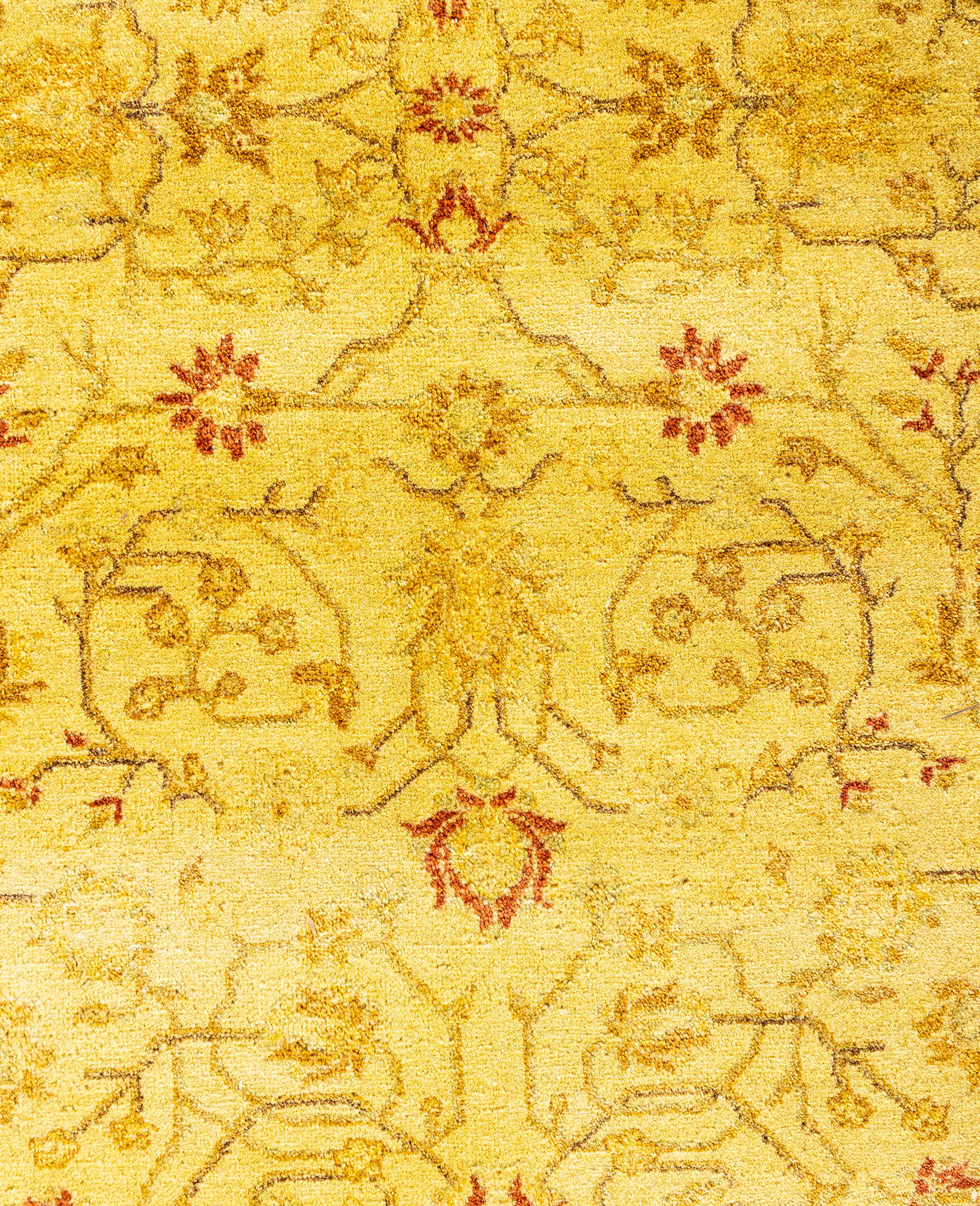 Pakistanais Tapis de sol en laine jaune surteintée unique 4' 3