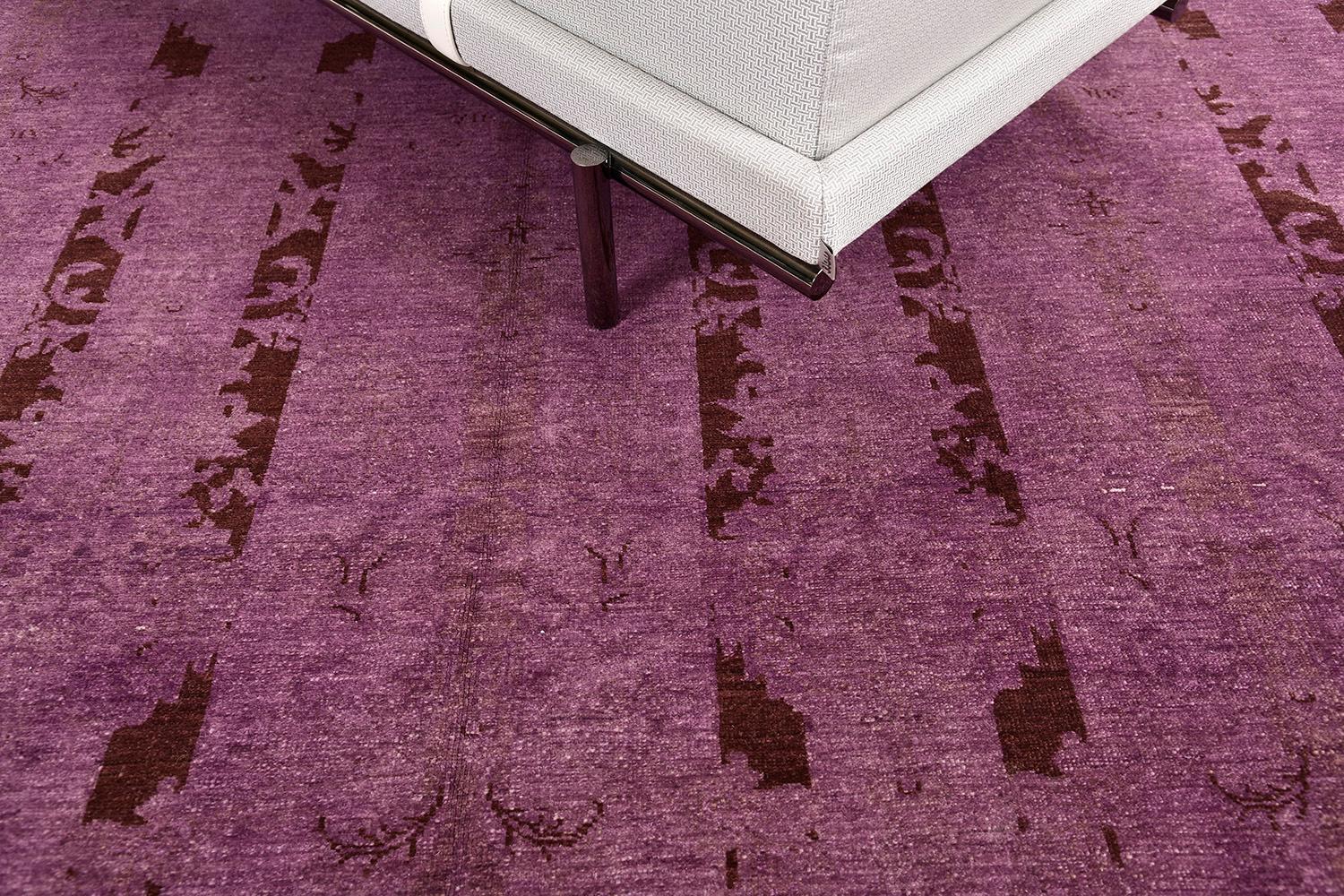Übergefärbter Teppich im Übergangsdesign im Zustand „Neu“ im Angebot in WEST HOLLYWOOD, CA