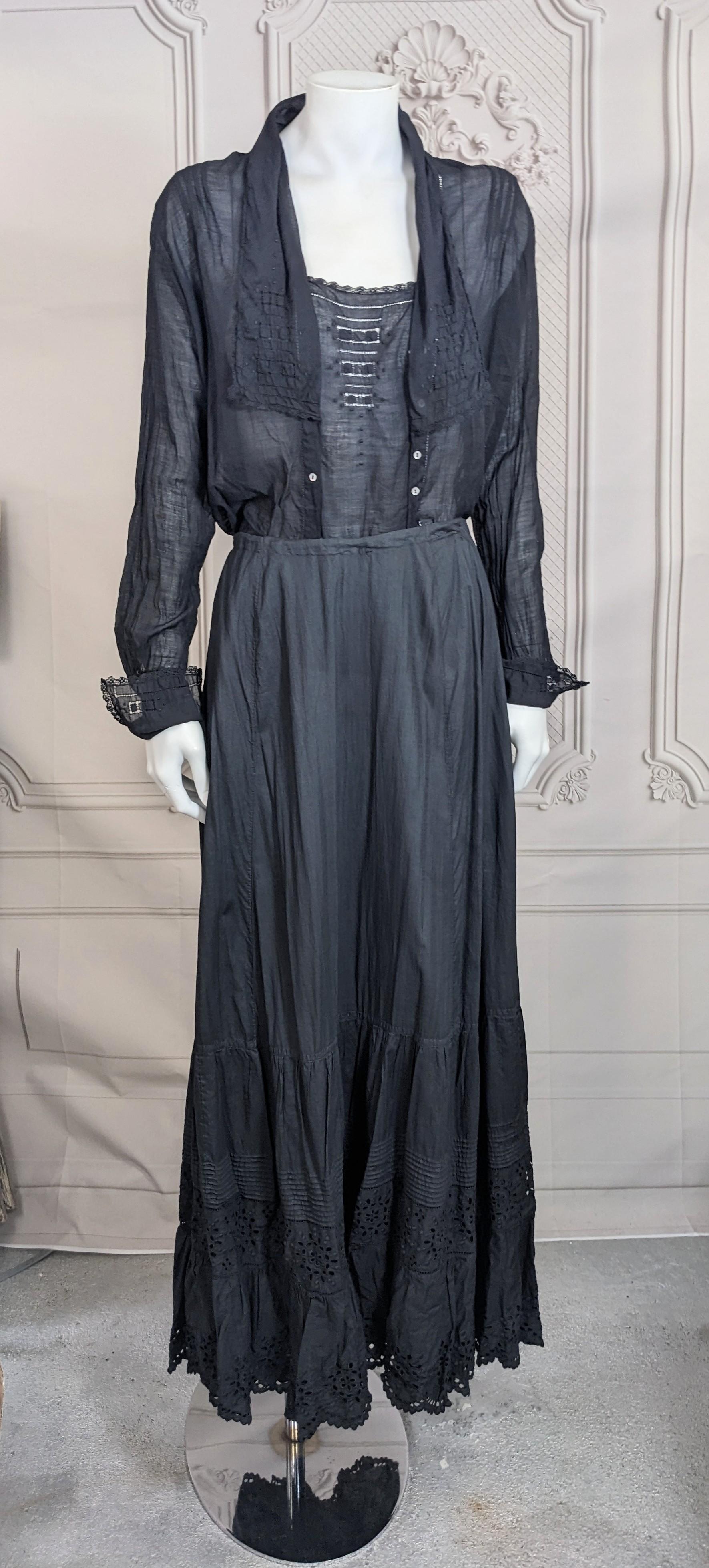 Übergefärbter viktorianischer Petticoat, Studio VL (Schwarz) im Angebot