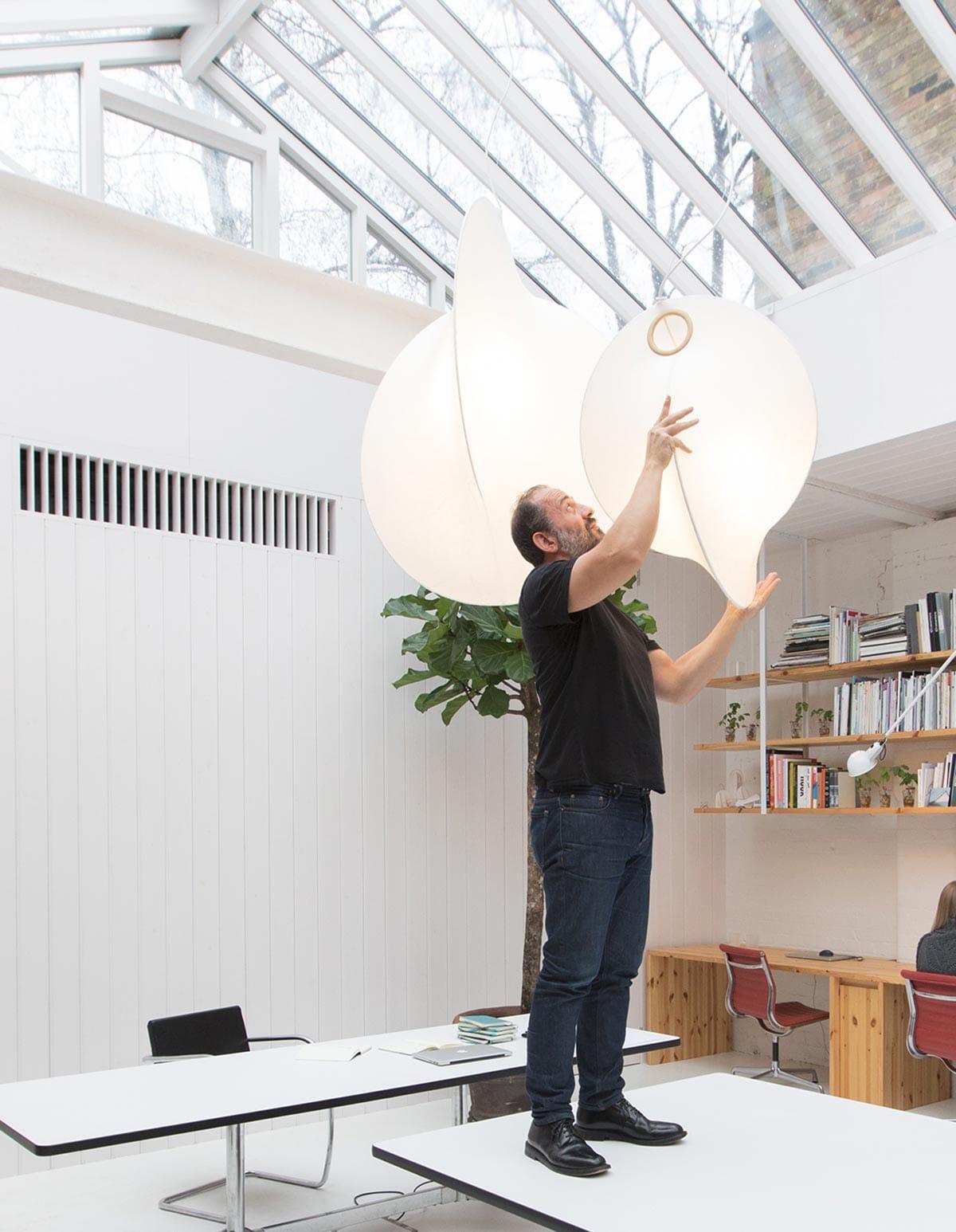 Organic Modern Overlap Pendant S2 Light by Michel Anastassiadess, Flos