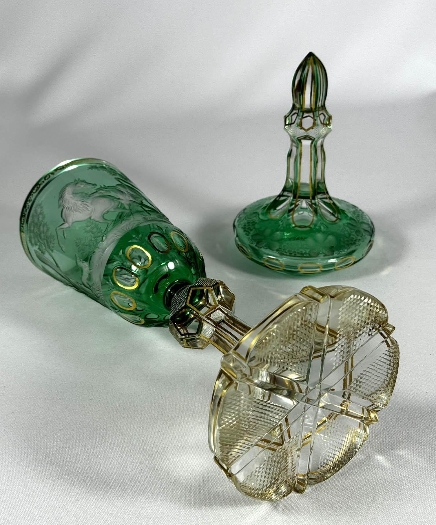 Copa de cristal superpuesto, tallado, dorado con grabado de caballos. Trabajo a medida. en venta 10