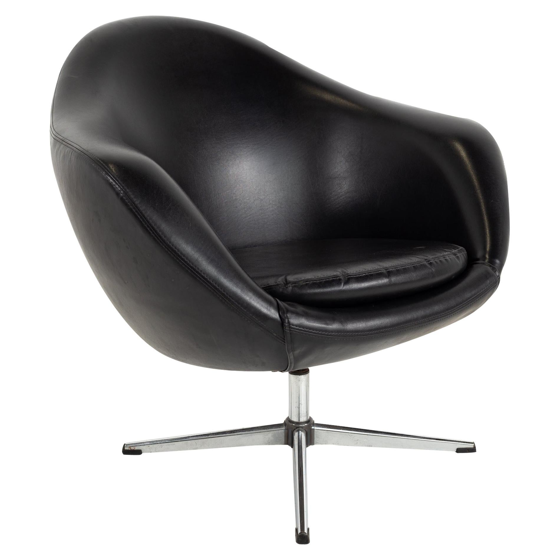 Overman Pod Mid Century Black Swivel Lounge Chair