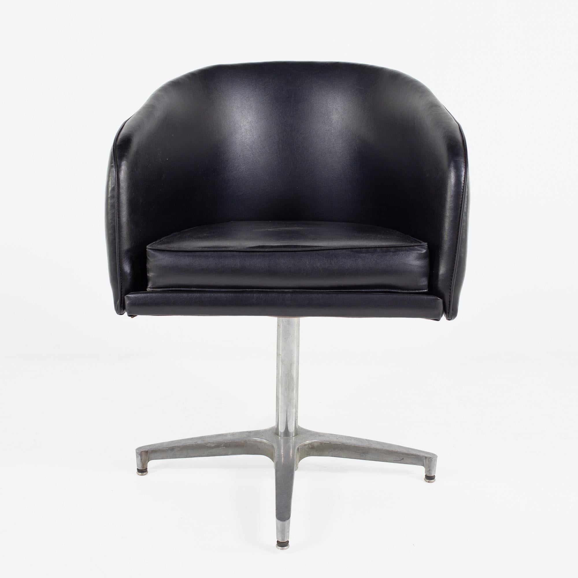 Overman Style Mid-Century Black Vinyl Pod Occasional Lounge Chair, Set of 6 In Good Condition For Sale In Countryside, IL