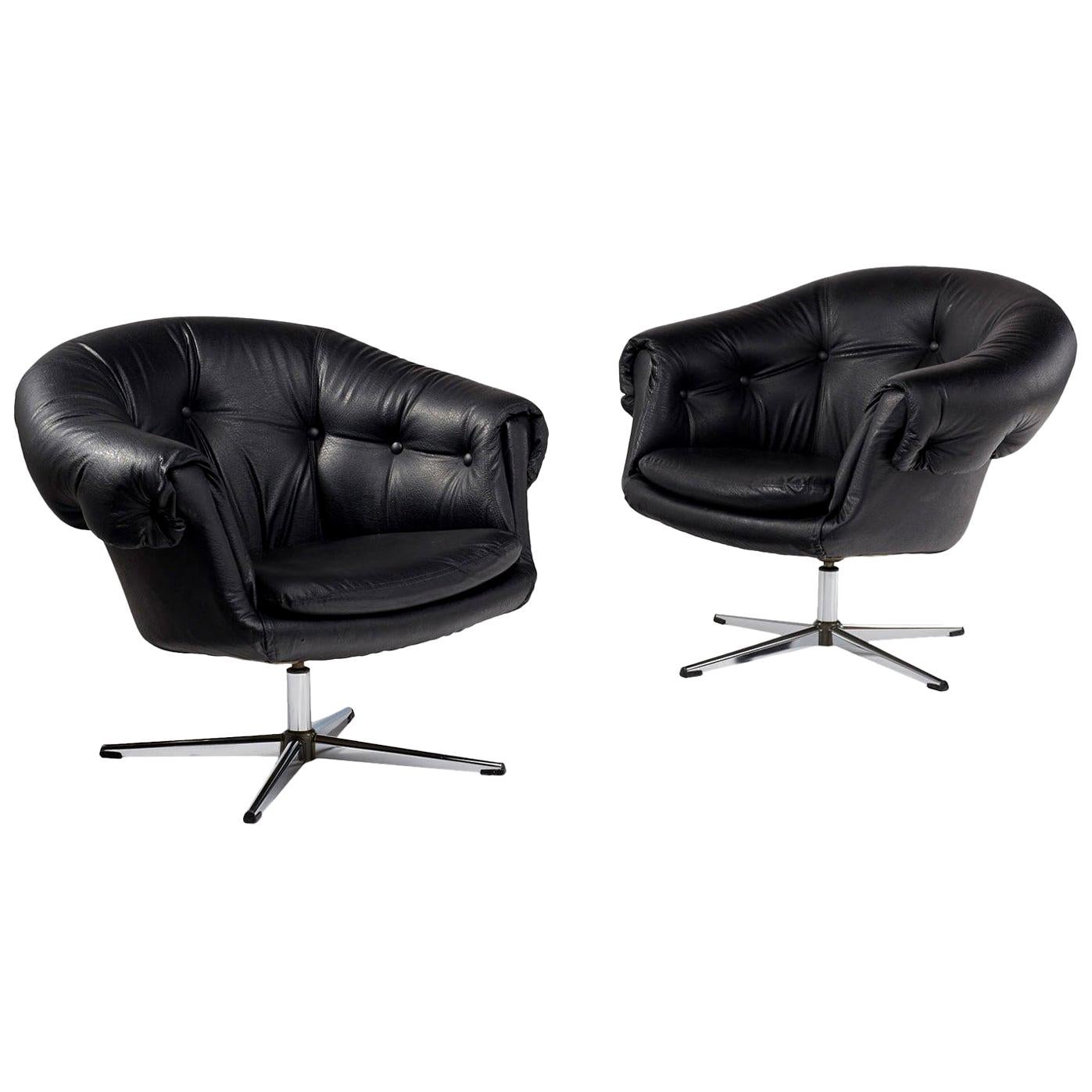 Overman Style Mod Pod Lounge Chair Set in Black Tufted Vinyl, Four Star Bases