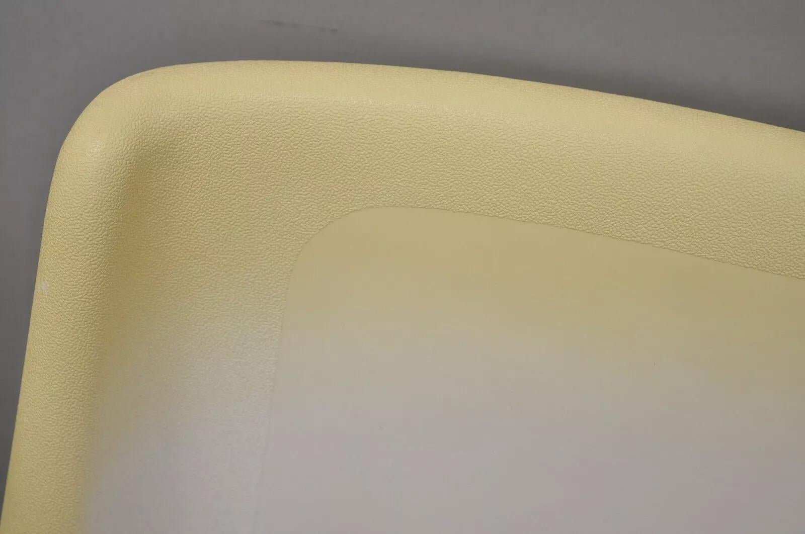 20th Century Overman Sweden Mid Century Modern Molded Plastic Swivel Tilt Lounge Chair For Sale