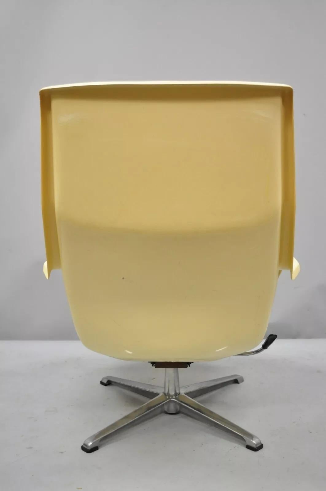 Metal Overman Sweden Mid Century Modern Molded Plastic Swivel Tilt Lounge Chair For Sale