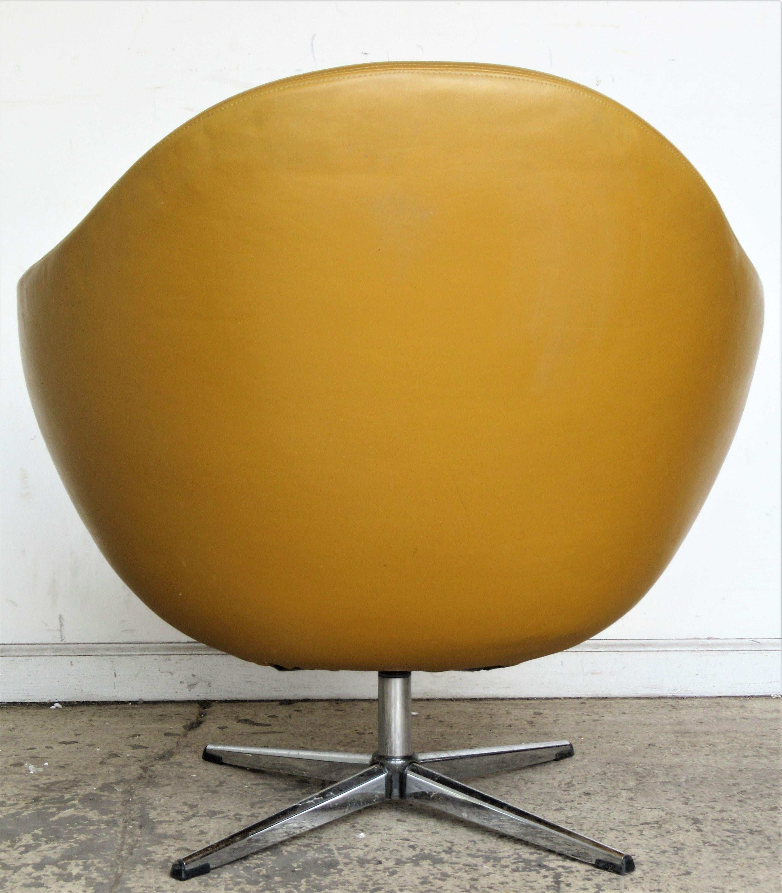 overman pod chair history