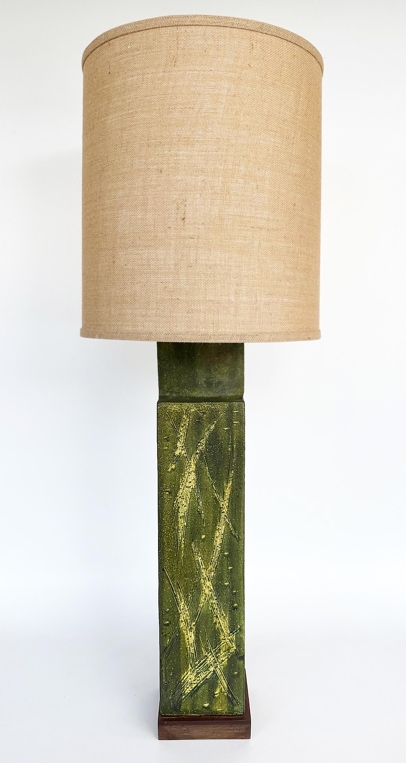 Overscale Mid-century Marcello Fantoni Ceramic Table Lamp, Vintage Custom Shade im Angebot 4