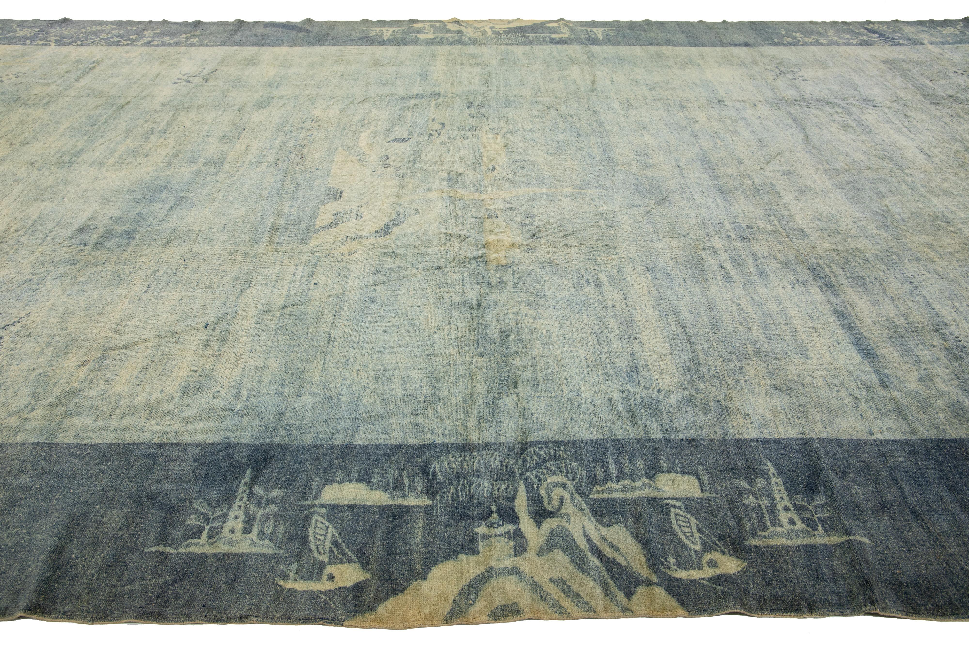 Oversize 1920s  Antique Chinese Art Deco Designed Wool Rug In Gray For Sale 3