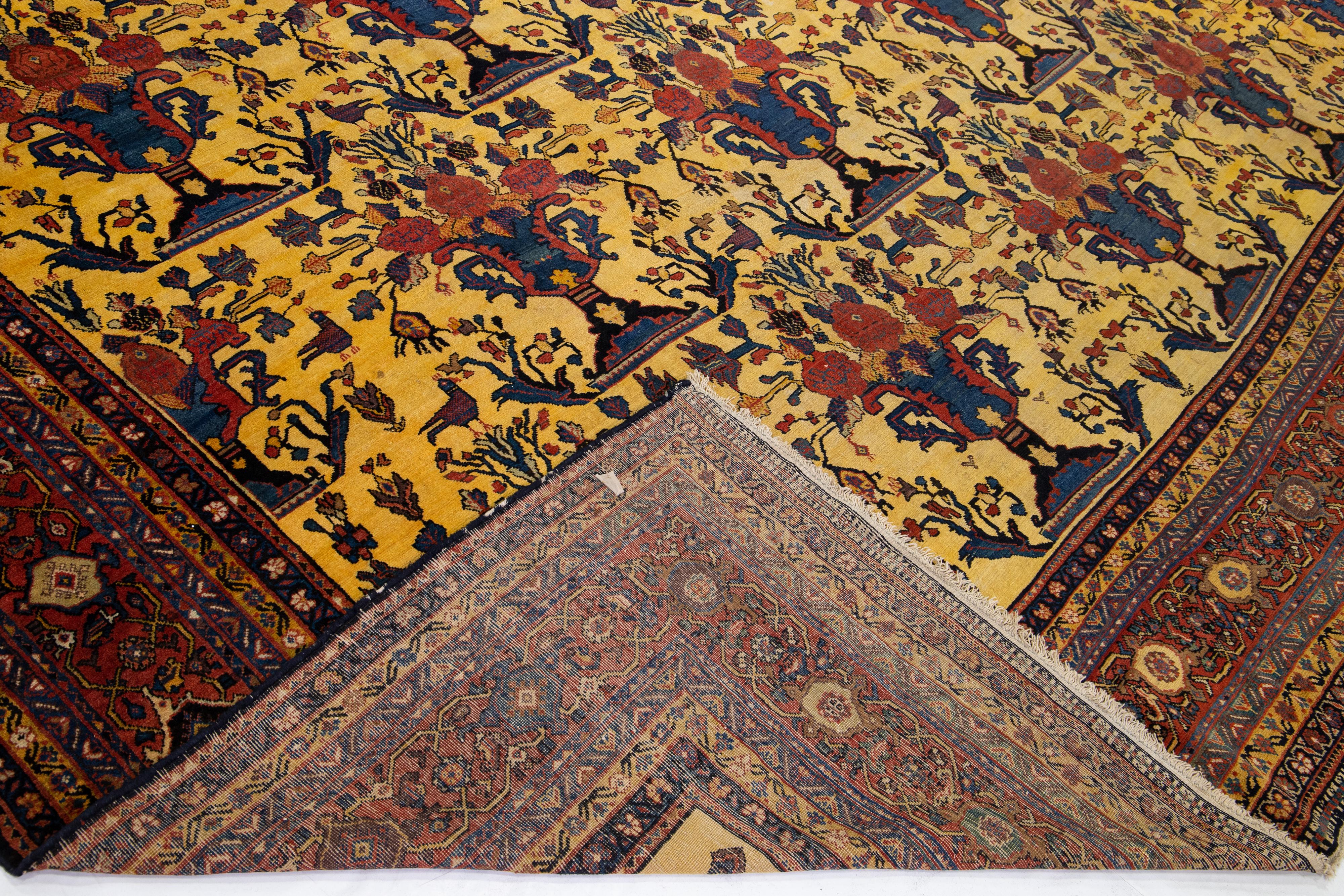 Übergroßer antiker persischer Bakhtiari-Teppich aus gelber Wolle mit Allover-Motiv, handgefertigt im Angebot 3