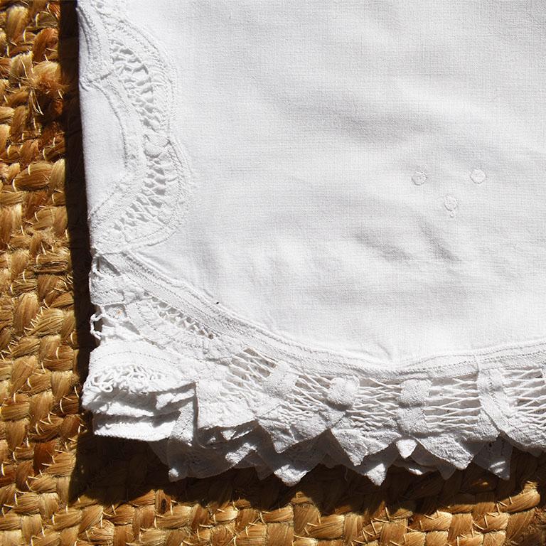 Oversize Antique Hand Made Crisp White Battenberg Lace Tablecloth 2