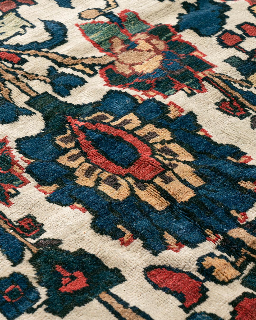 Oversize Antique Persian Baktiari Rug, circa 1890  12' x 18'10 For Sale 8
