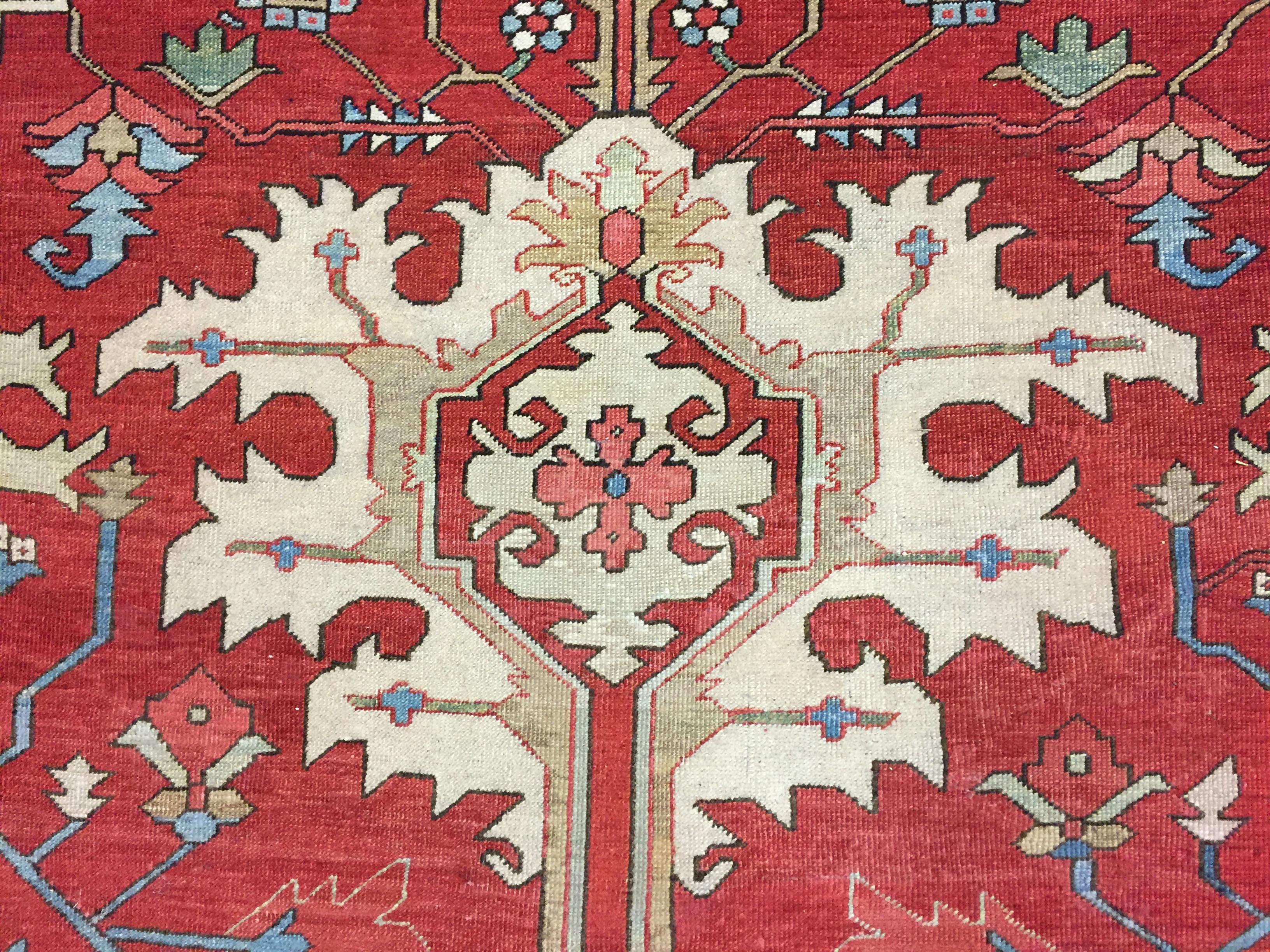 Oversize Antique Persian Heriz Serapi Rug, circa 1890  13'10 x 20'8 For Sale 5