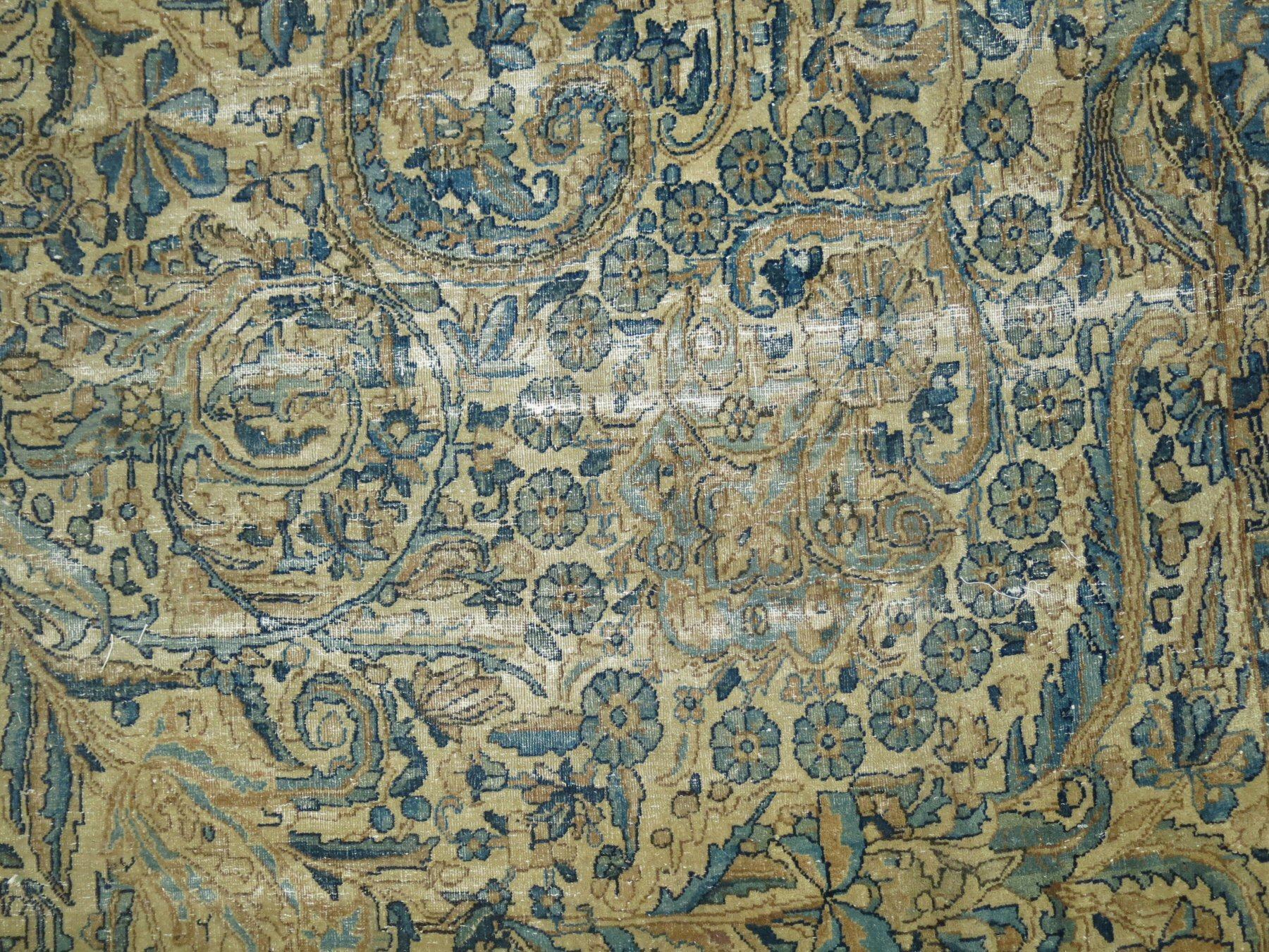 Kirman Tapis Kerman persan ancien vert et bleu de la collection Zabihi en vente